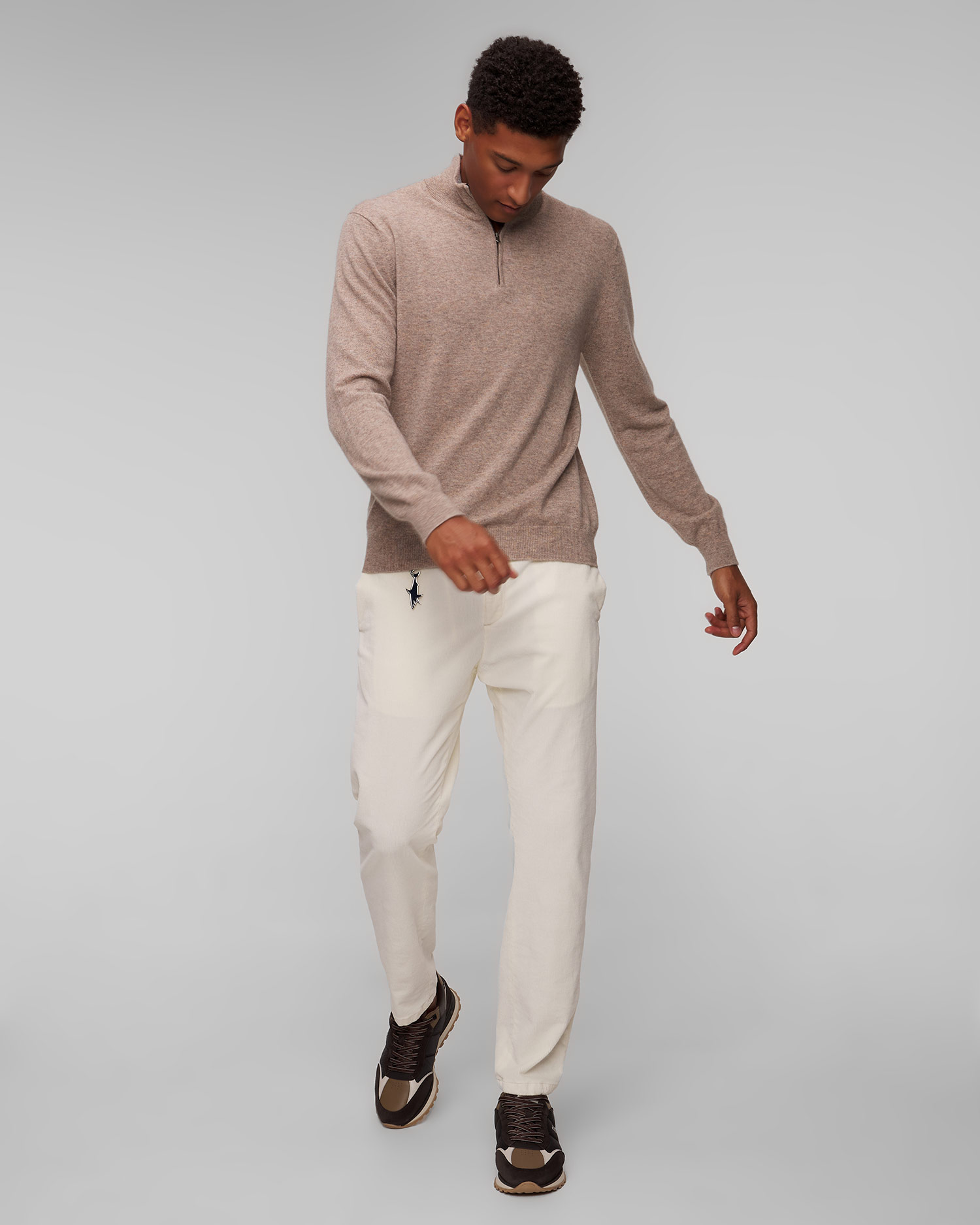 Maglione beige in cashmere da uomo Johnstons of Elgin