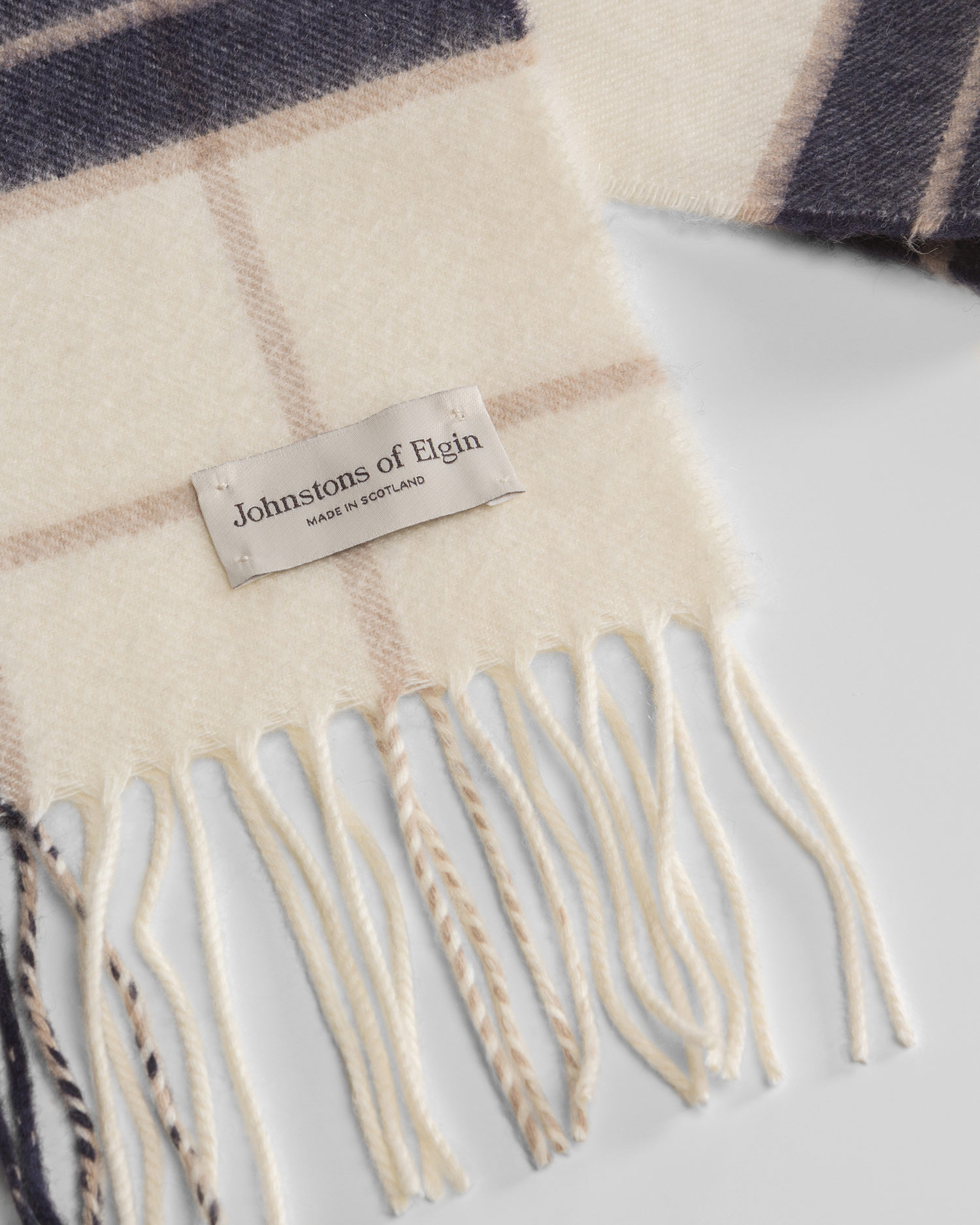 Sciarpa in cashmere unisex Johnstons of Elgin
