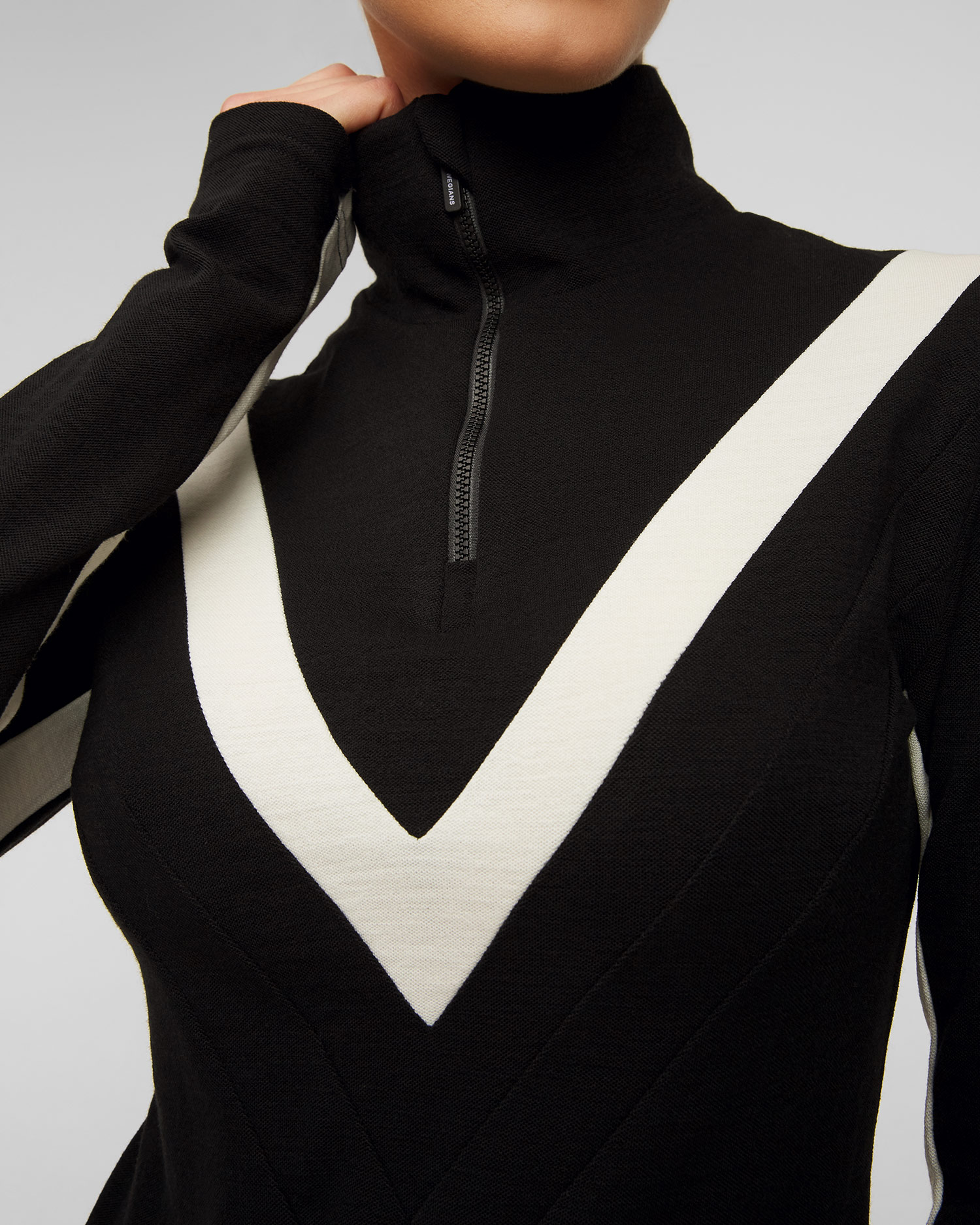 We Norwegians Voss Rollkragenpullover für Damen mit Reißverschluss