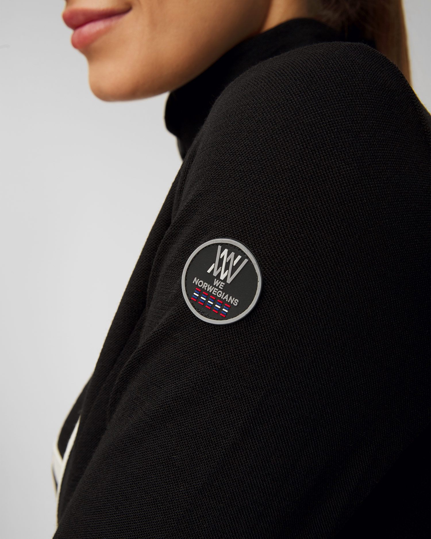 We Norwegians Voss Rollkragenpullover für Damen mit Reißverschluss