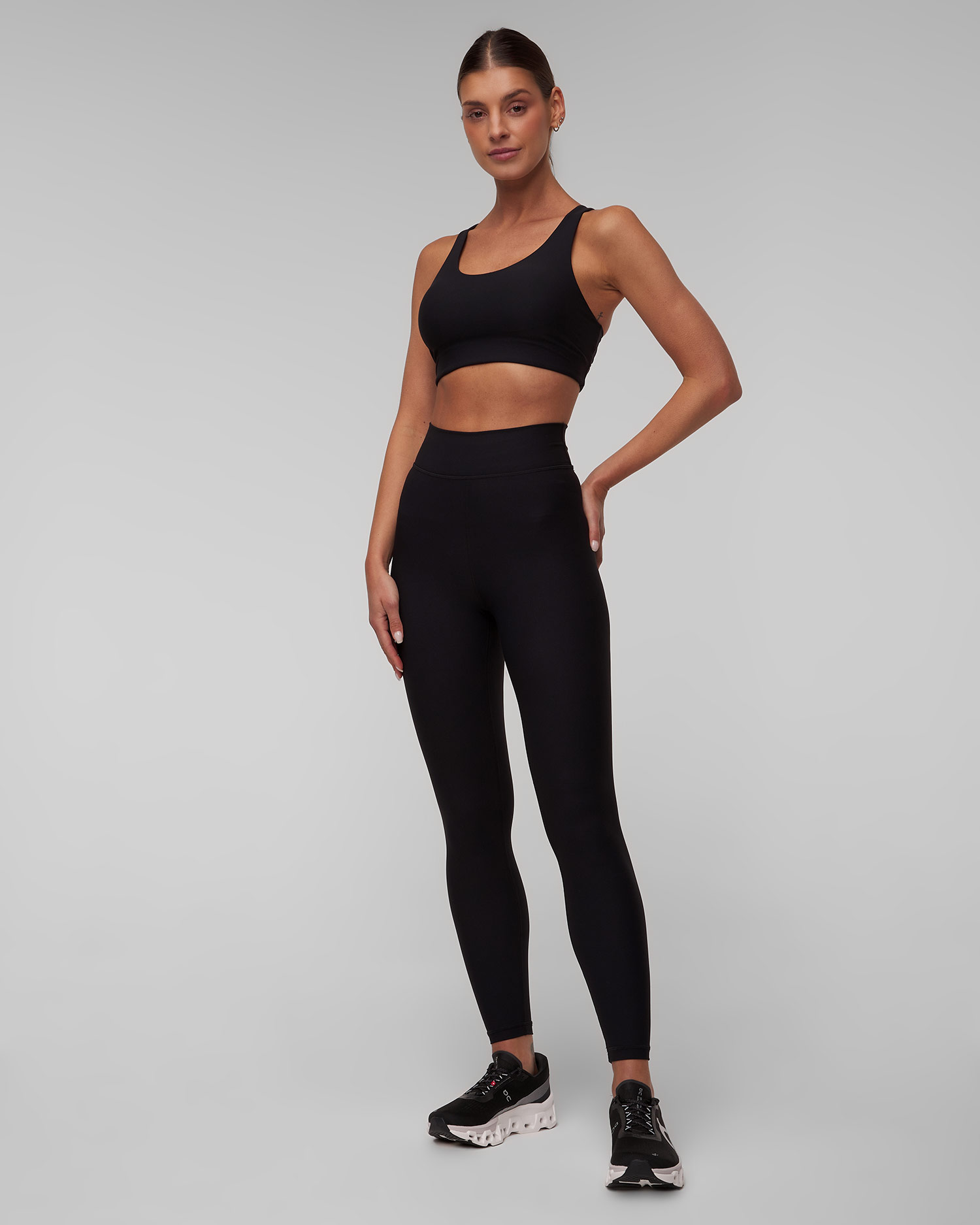 Women's black leggings The Upside Peached 25in Midi Pant