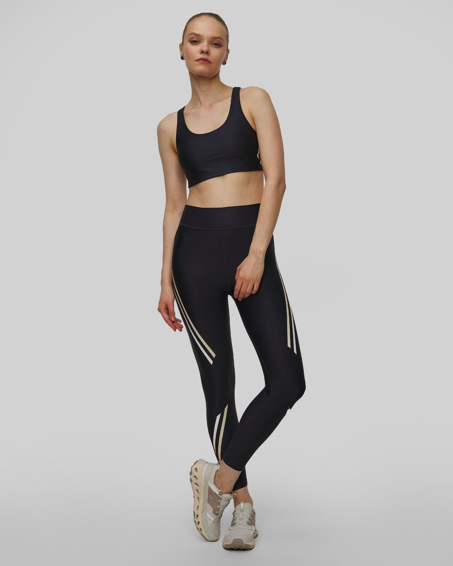 Leggings bleu marine pour femmes The Upside Cordoba 25in Midi Pant