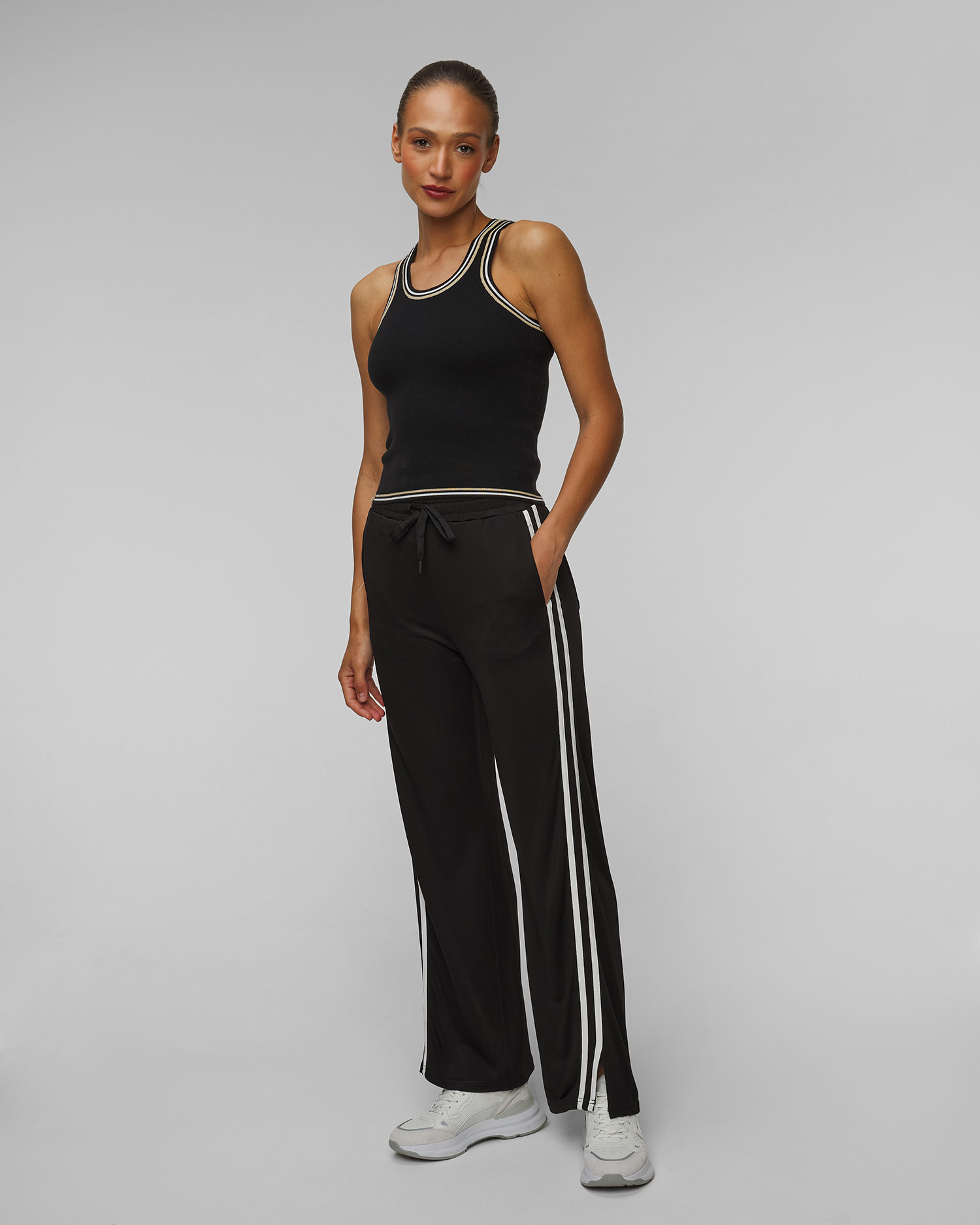 Dámsky čierny top The Upside Mimi Knit Tank