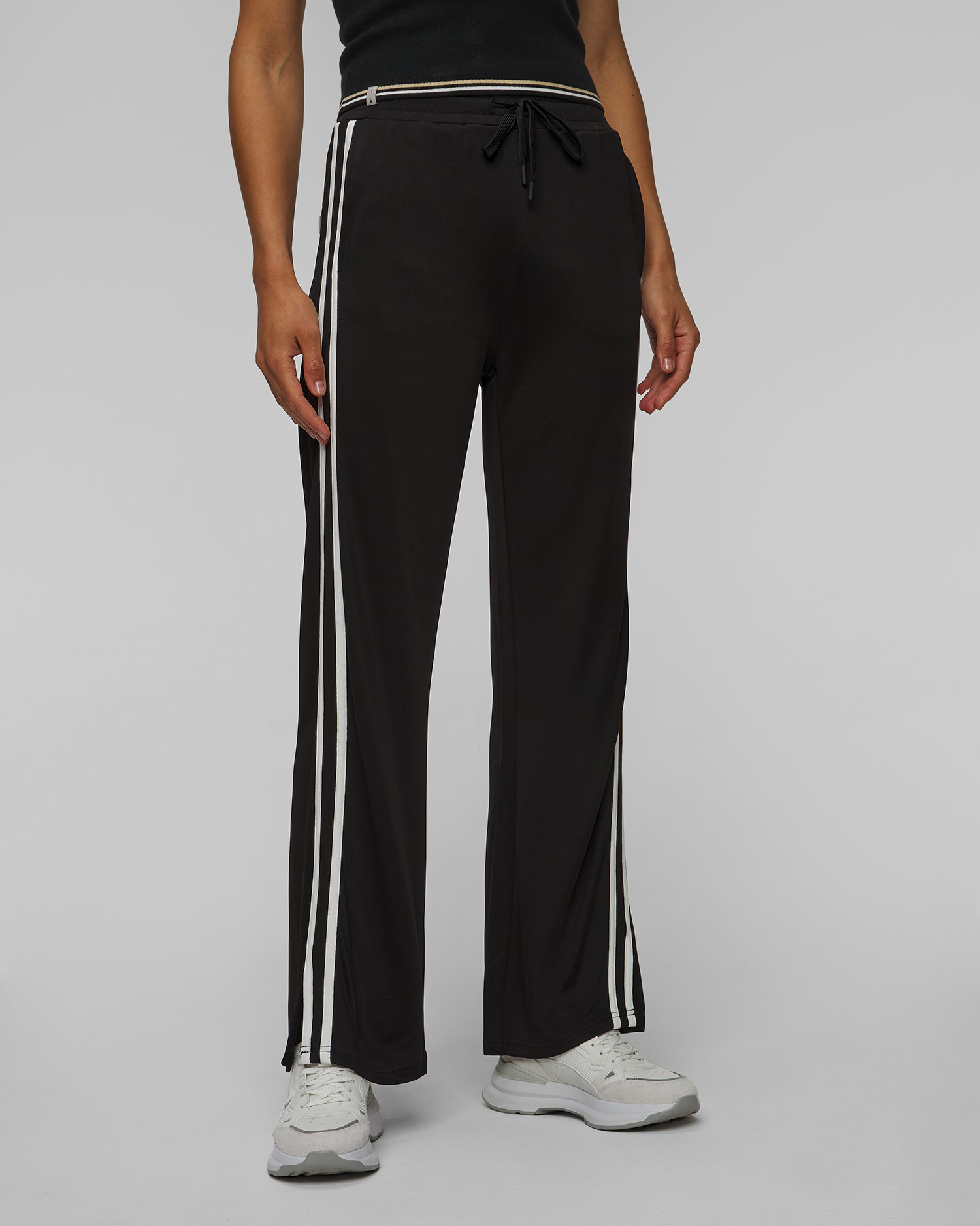 Pantalon noir pour femmes The Upside Roma Pant
