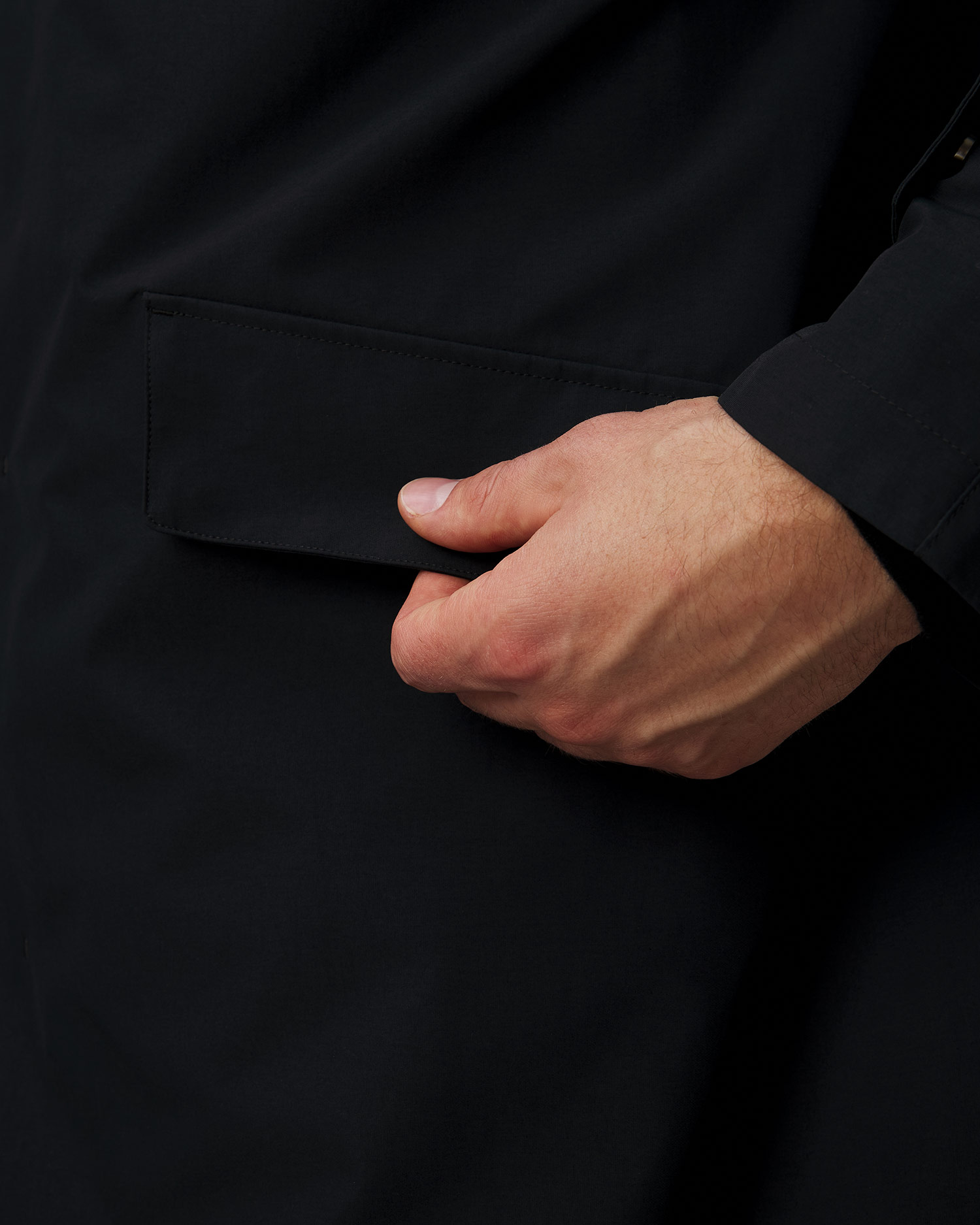 Pardesiu pentru bărbați Goldwin Windstopper by Gore-Tex Labs negru