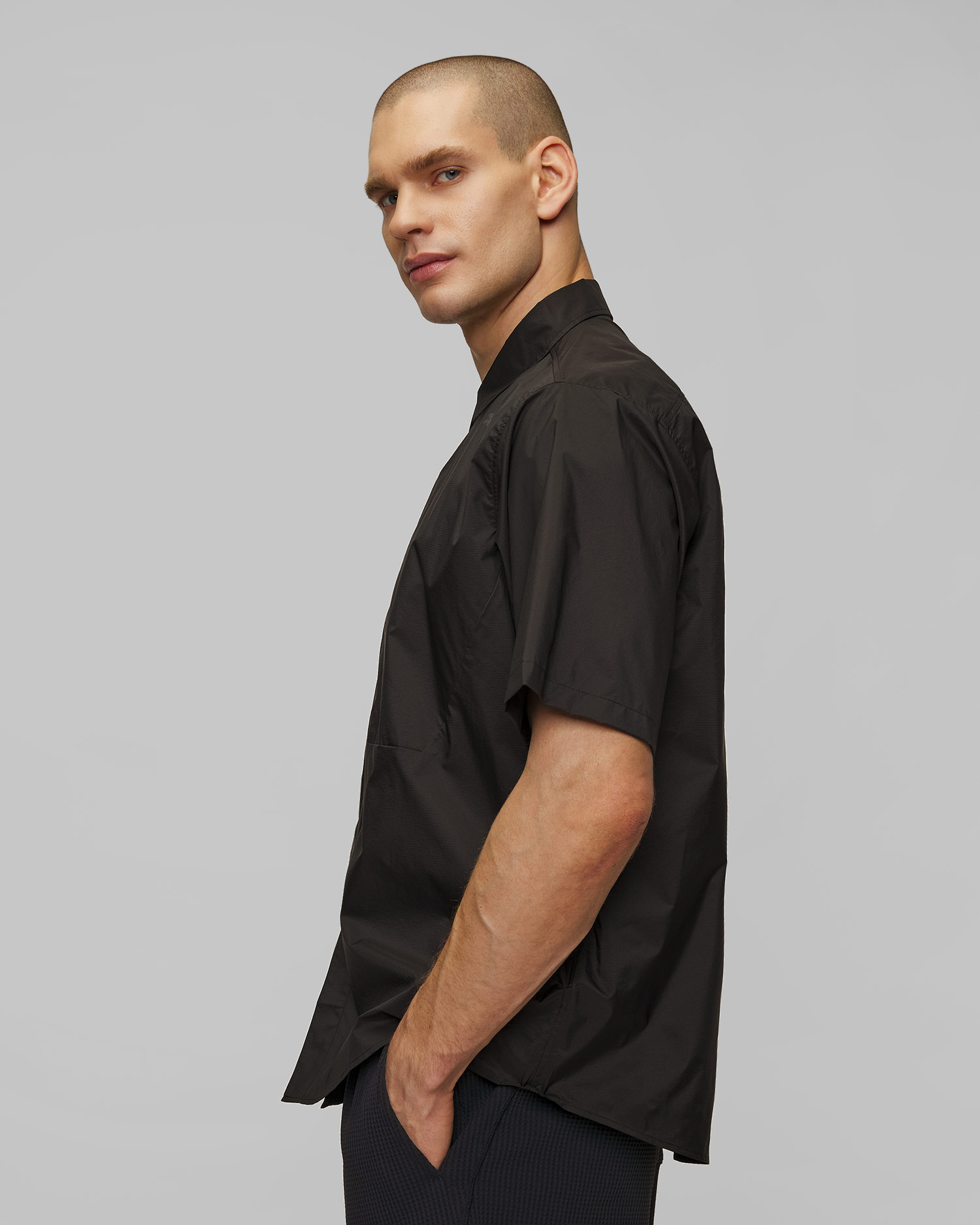 Chemise noire pour hommes Goldwin Pertex Equilibrium S/S Wind Shirt