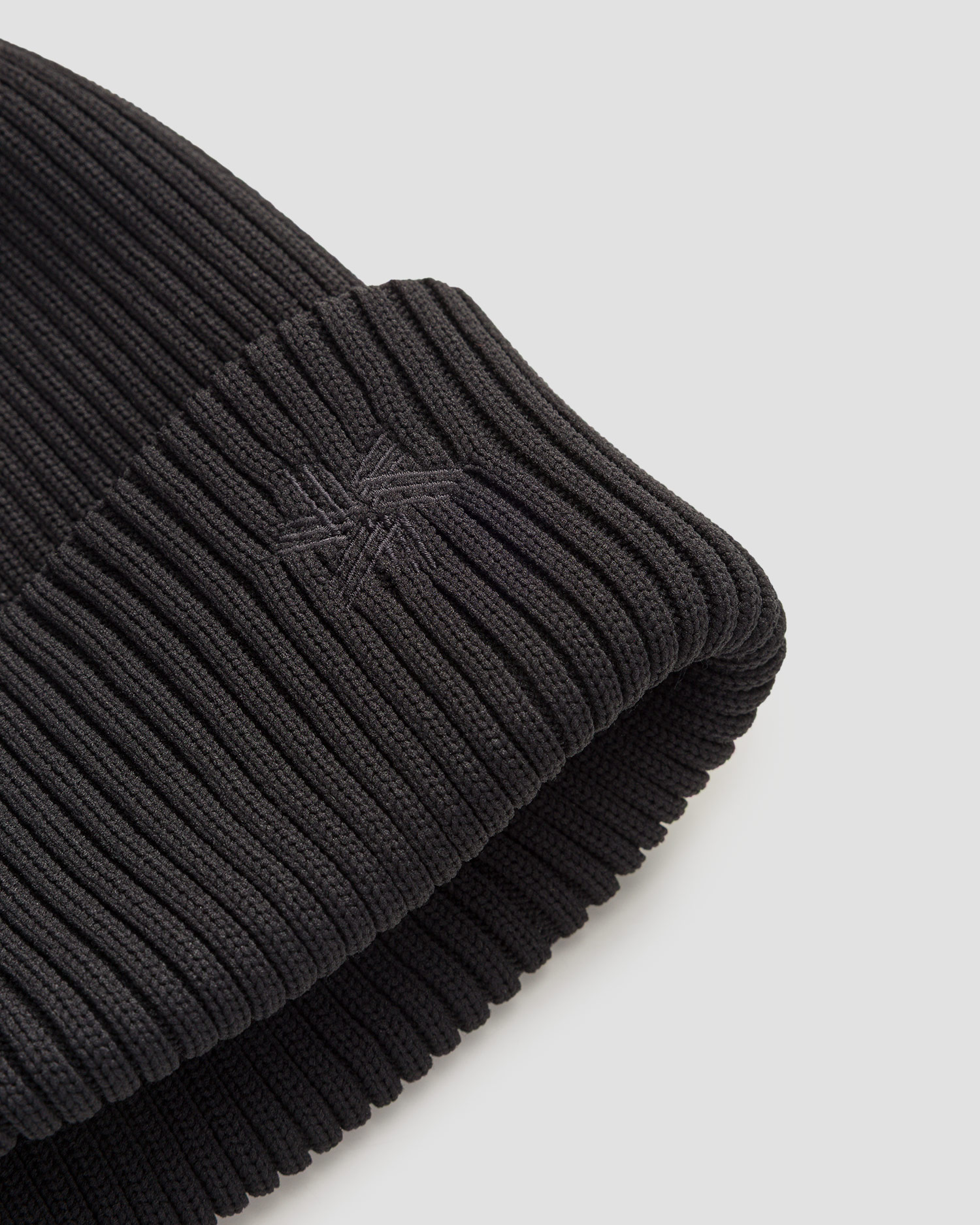 Căciulă de iarnă pentru bărbați Goldwin Logo Knit Cap neagră