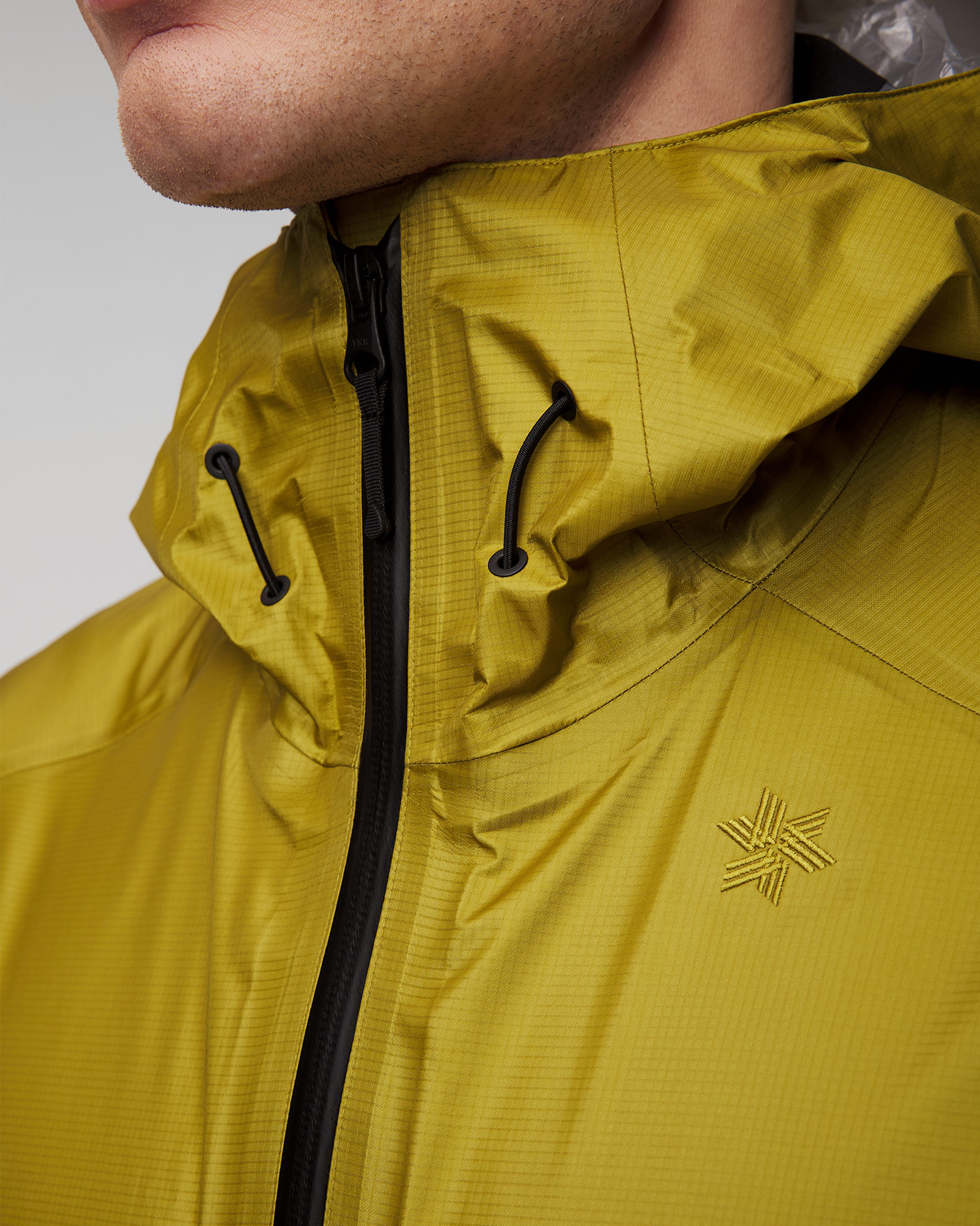 Veste à membrane jaune pour hommes Goldwin GORE-TEX 3L Aqua Tect Jacket