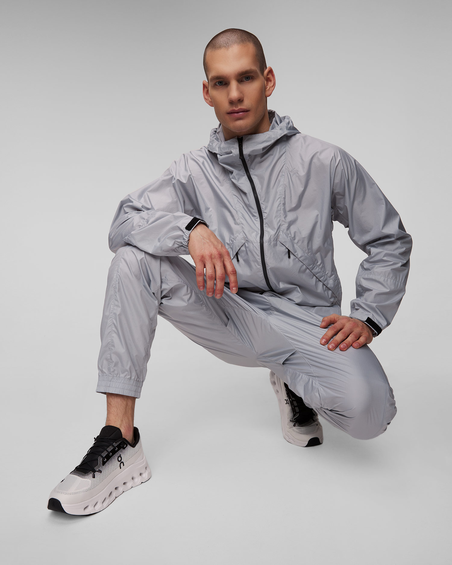 Goldwin Rip-stop Light Jacket Windjacke für Herren in Grau