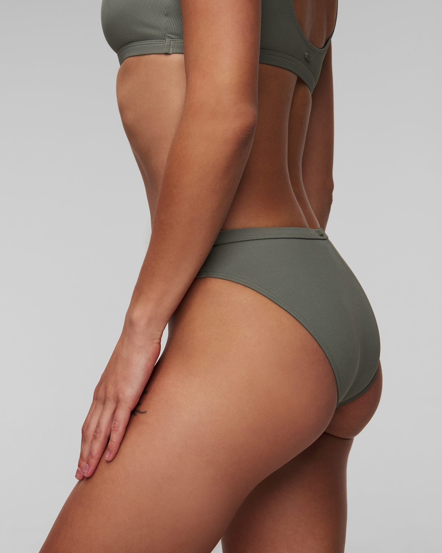 Dół kostiumu kąpielowego z niskim stanem Roxy Pro The Take Off