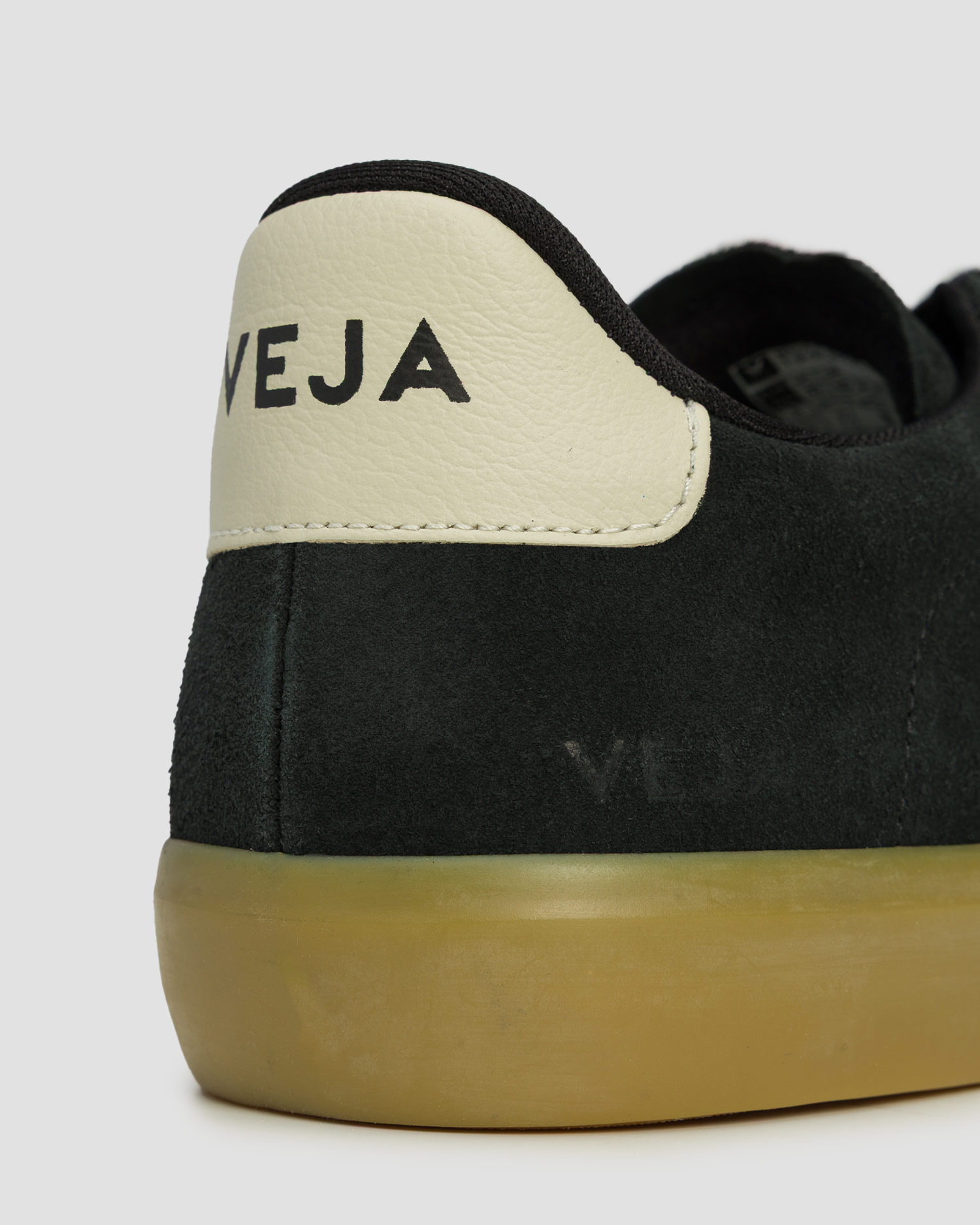 Men's sneakers Veja Campo Bold Suede black