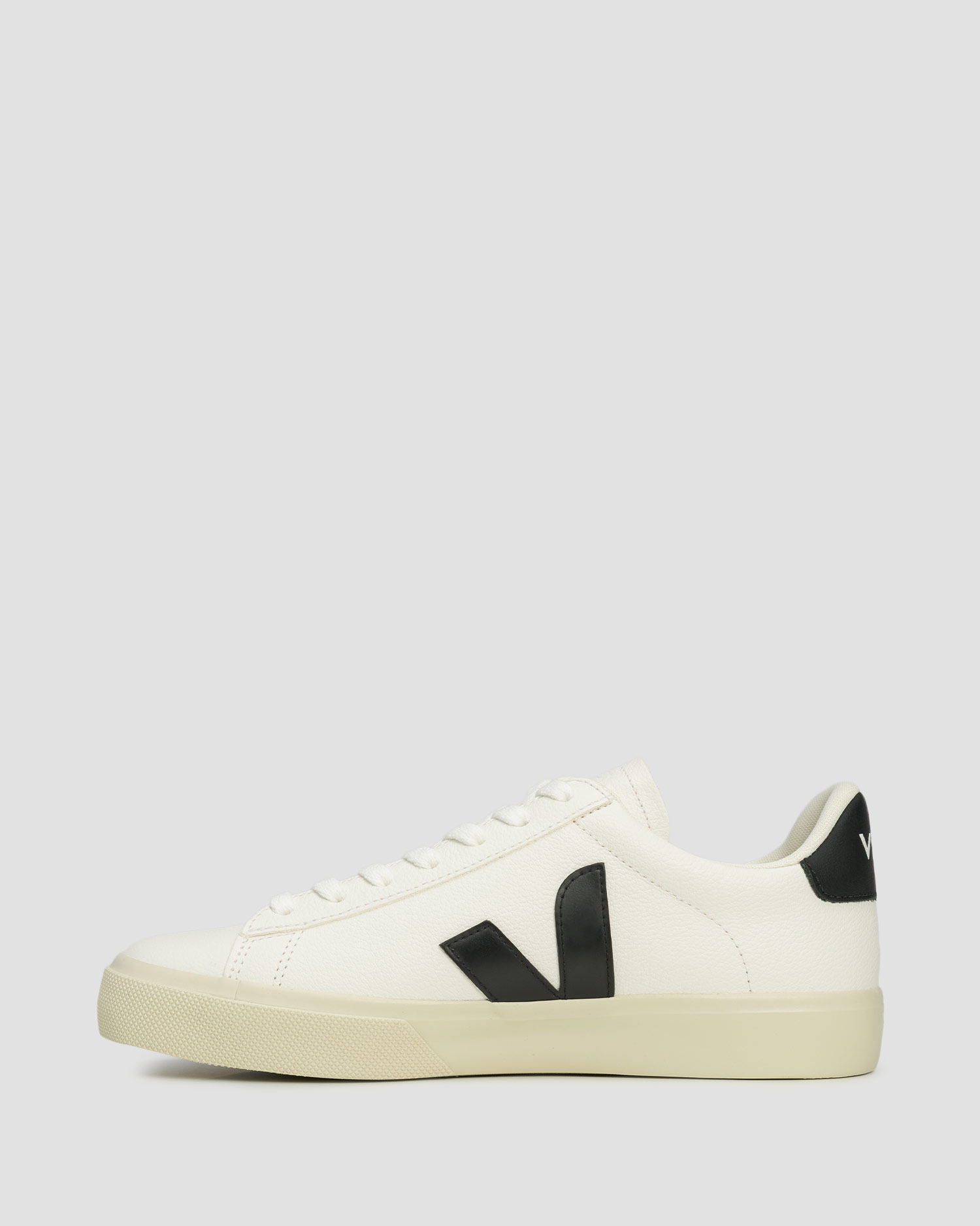 Women's leather sneakers Veja Campo white