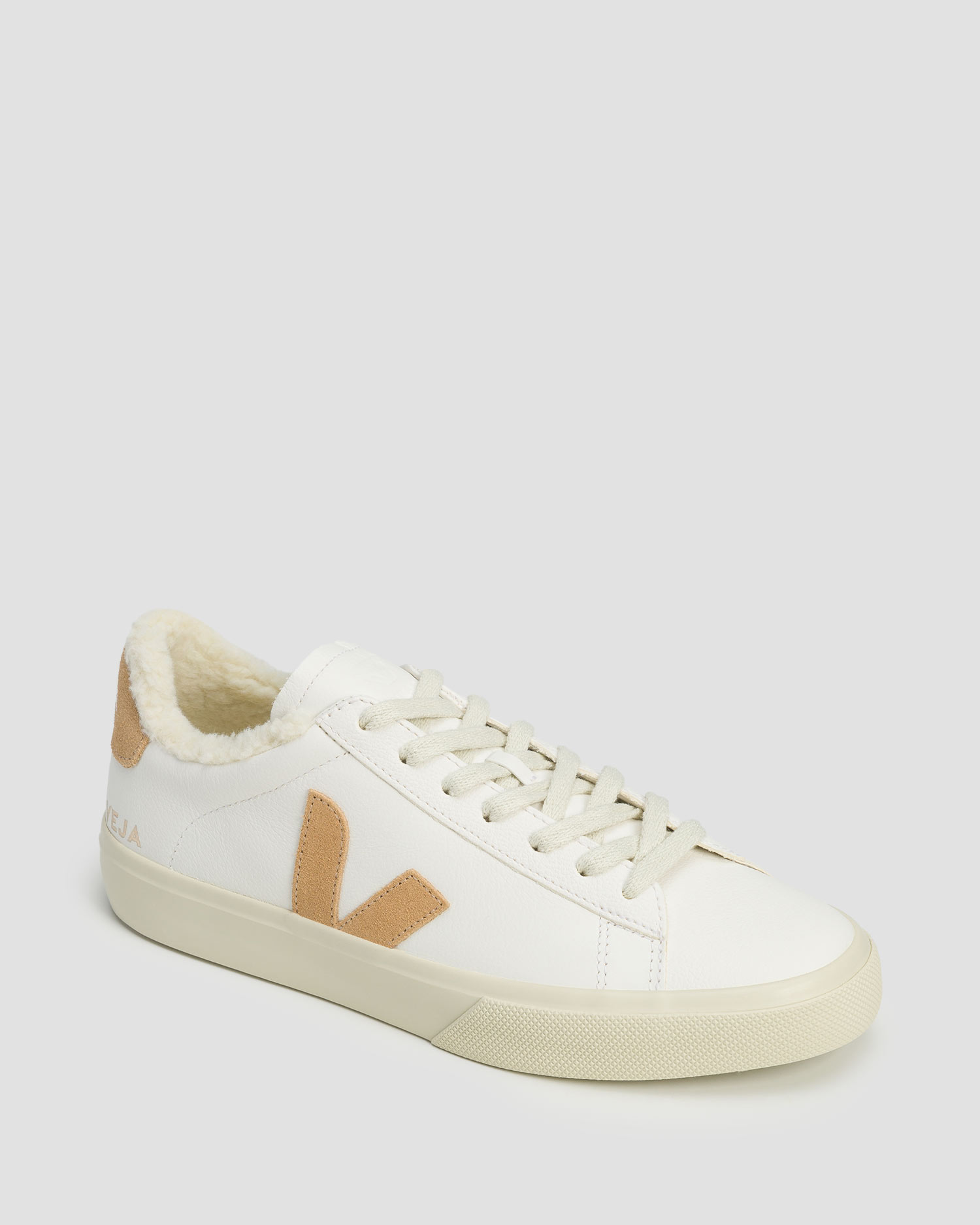 Veja Campo isolierte Damen-Sneaker in Weiß