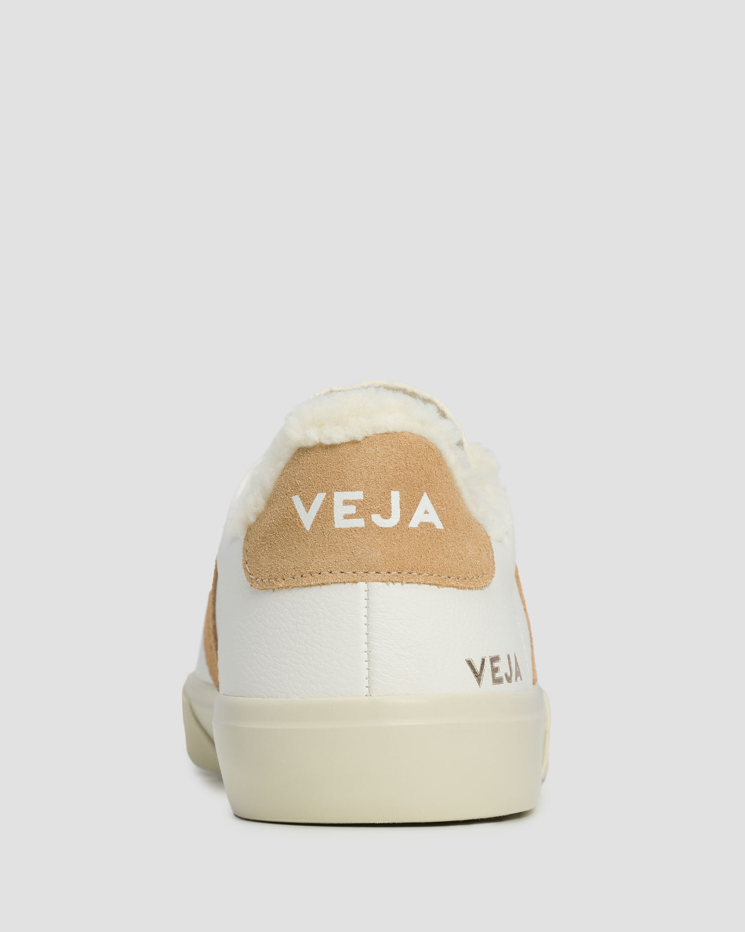 Women's insulated sneakers Veja Campo white