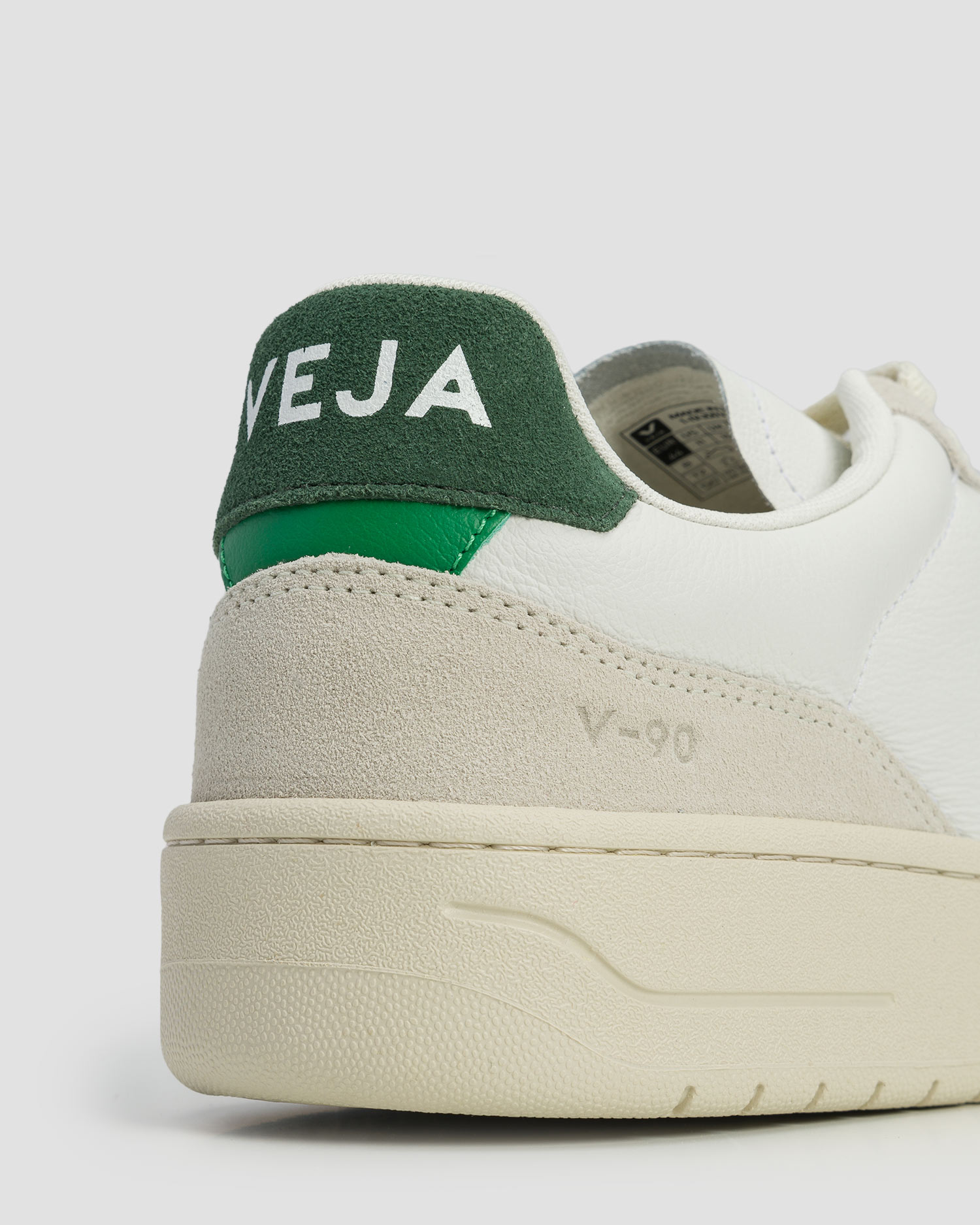 Scarpe in pelle da uomo Veja V-90 bianche