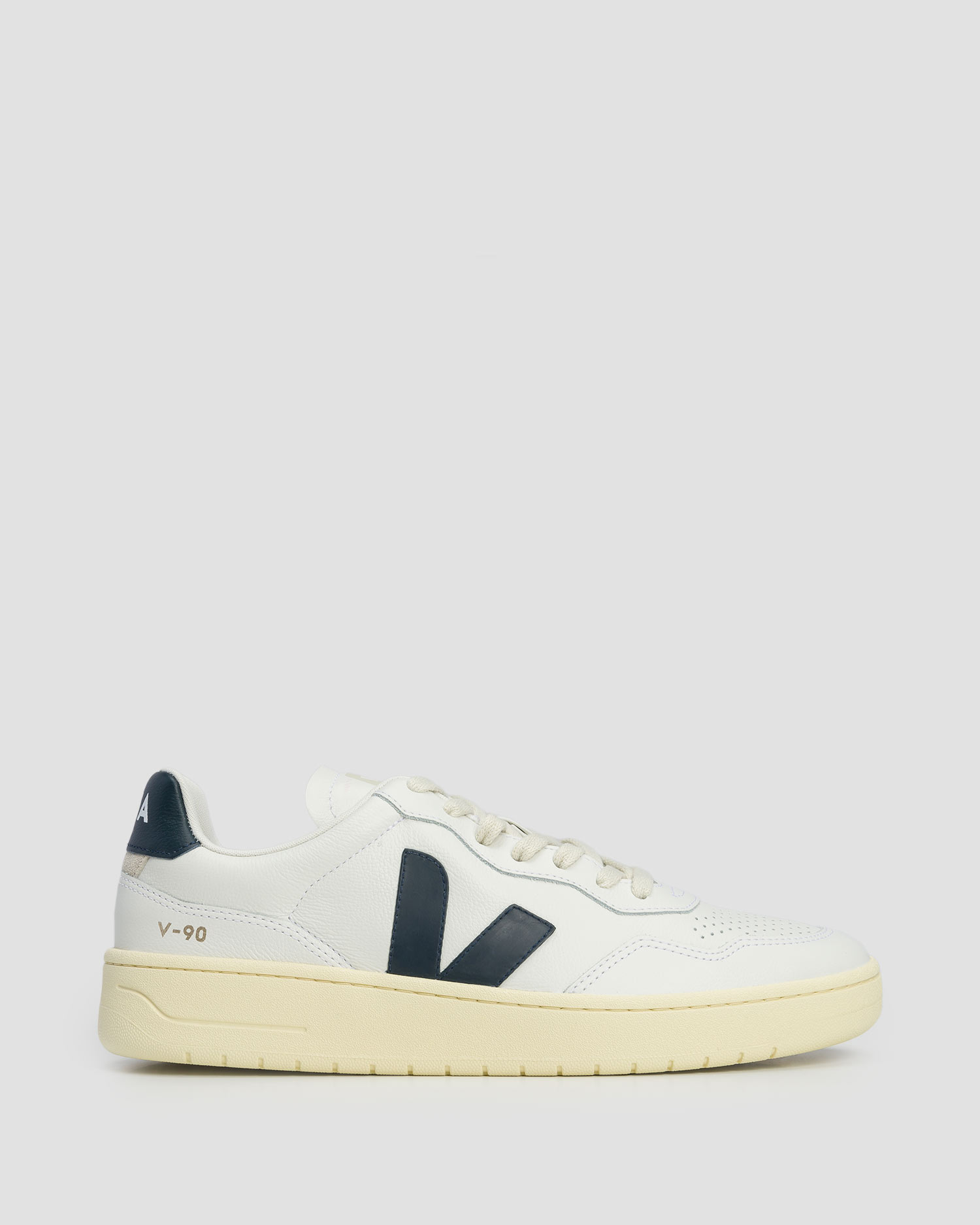 Chaussures en cuir blanches pour hommes Veja V-90 