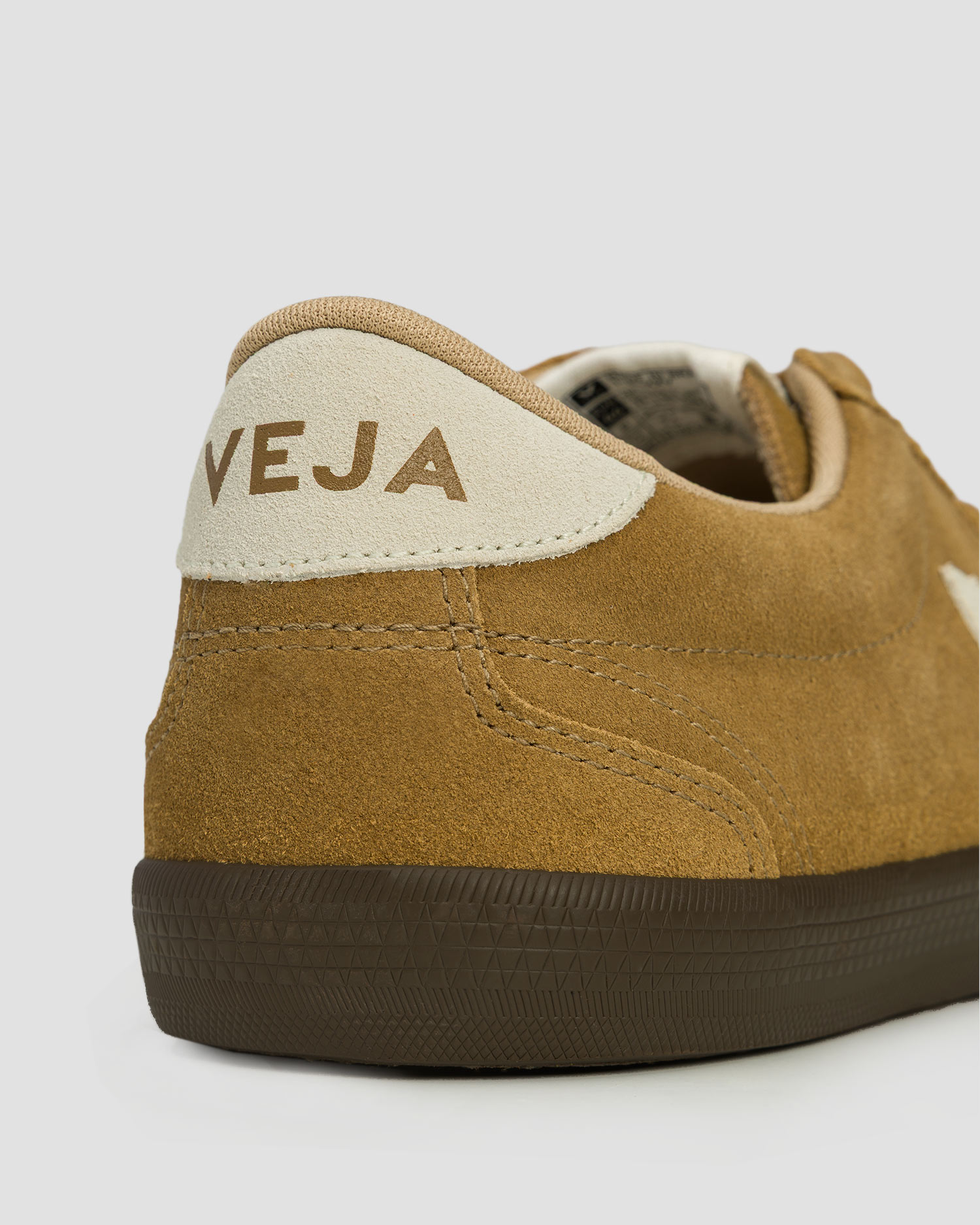 Pánské boty Veja Volley Suede v Hnědé Barvě