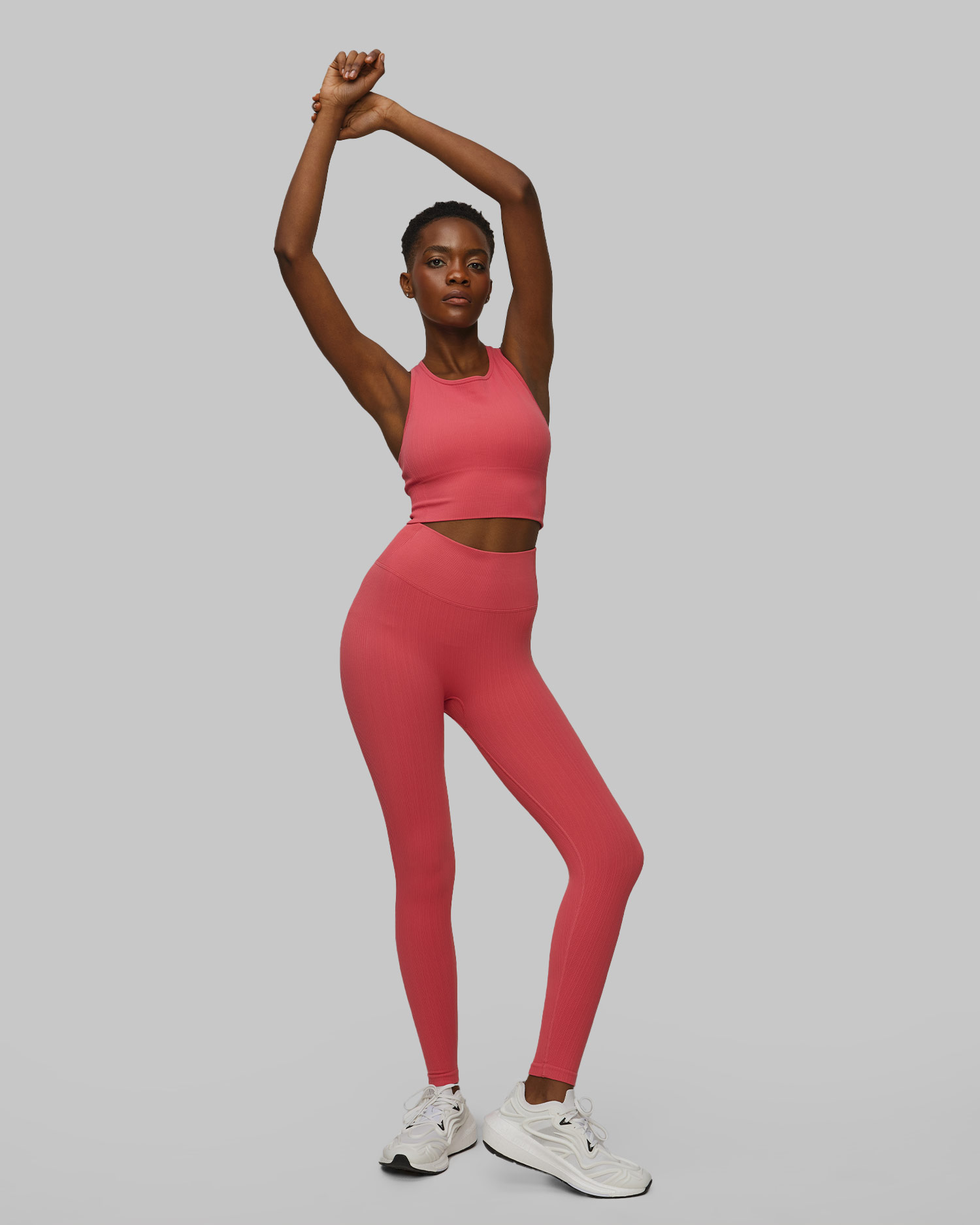 Dámský sportovní top Casall Multi Rib Seamless Padded Sports Top v Růžové Barvě