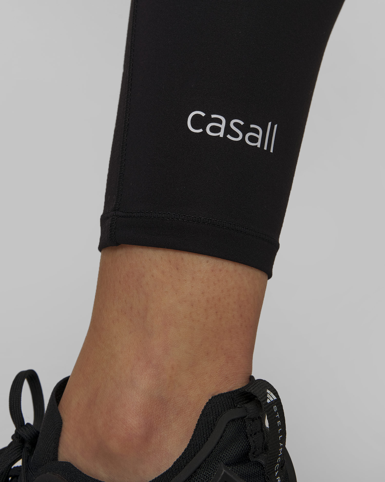Dámské sportovní legíny s vysokým pasem Casall Soft Touch High Waist Tights v Černé Barvě