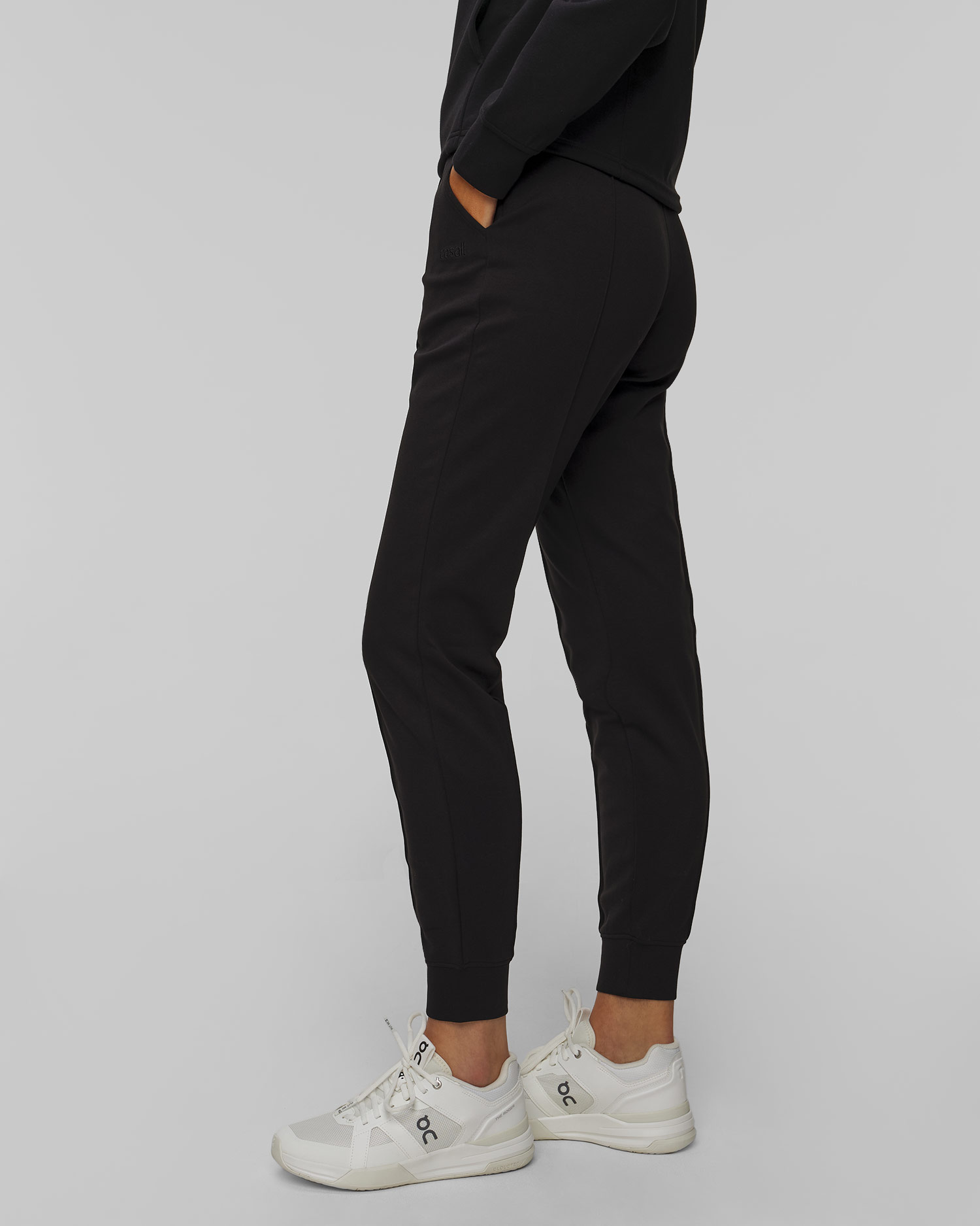 Černé dámské teplákové kalhoty Casall Aria Joggers