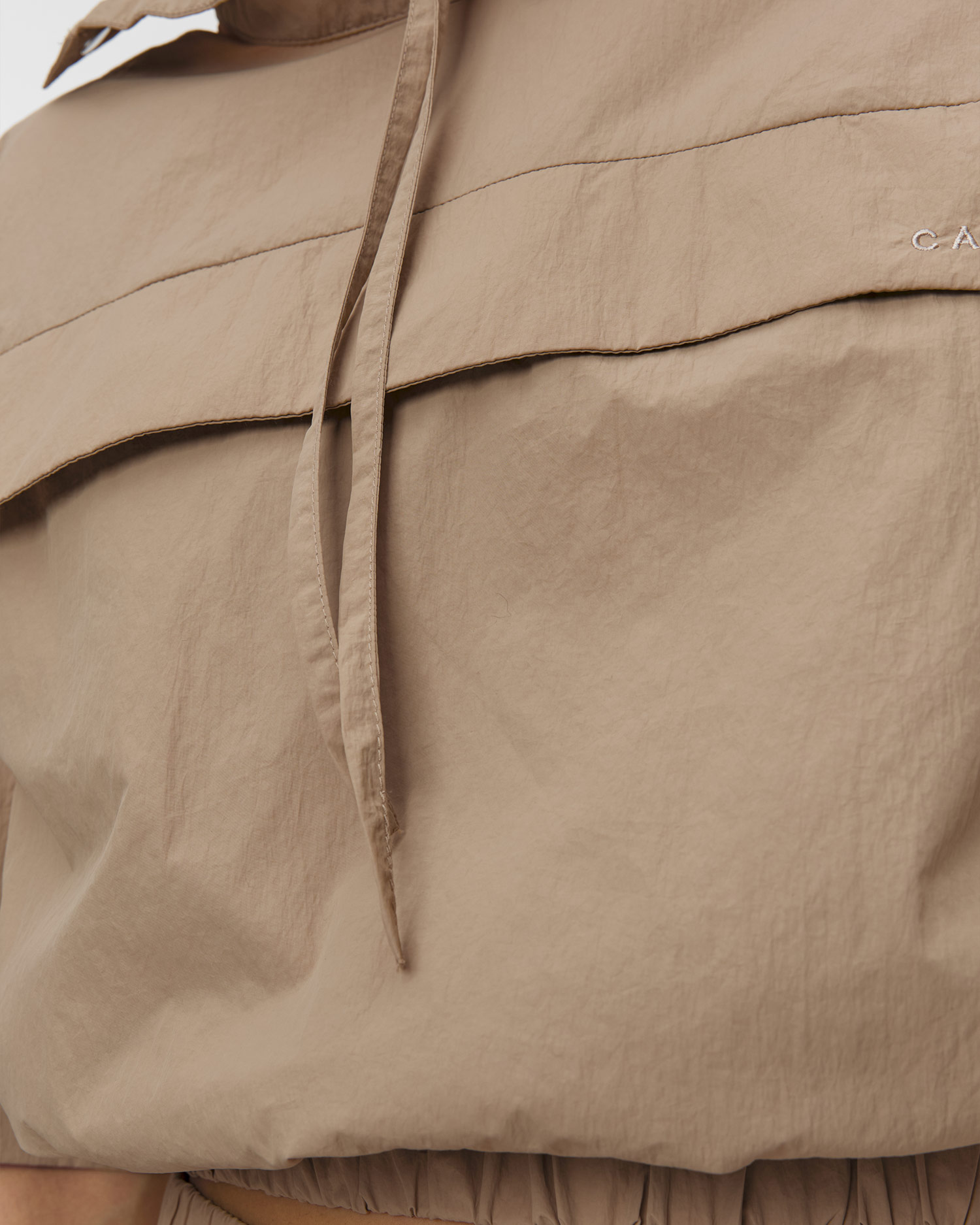 Casall Active Short Sleeve Track Jacket Damenjacke in Beige
