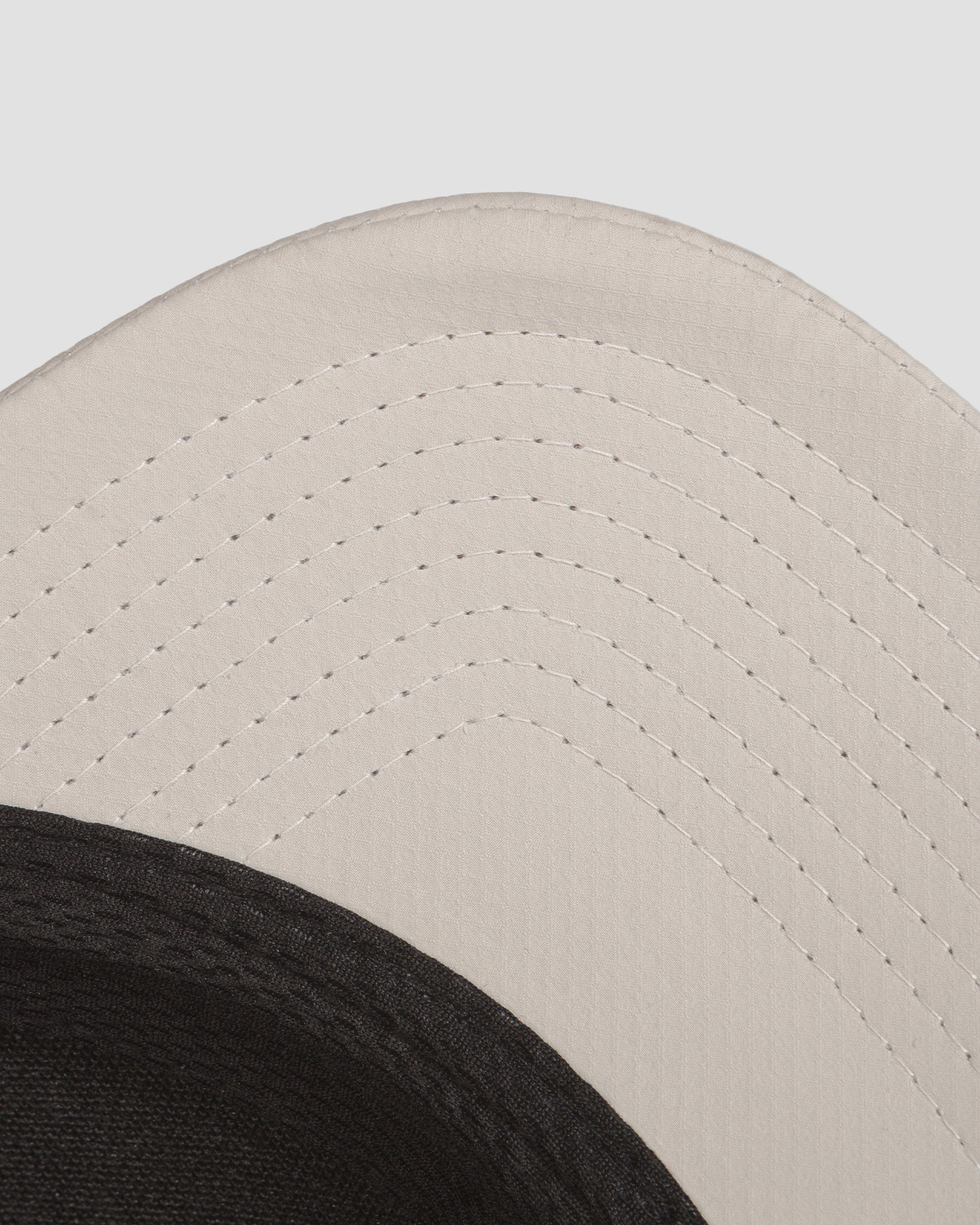 Varsity Active Tech Kappe in Beige