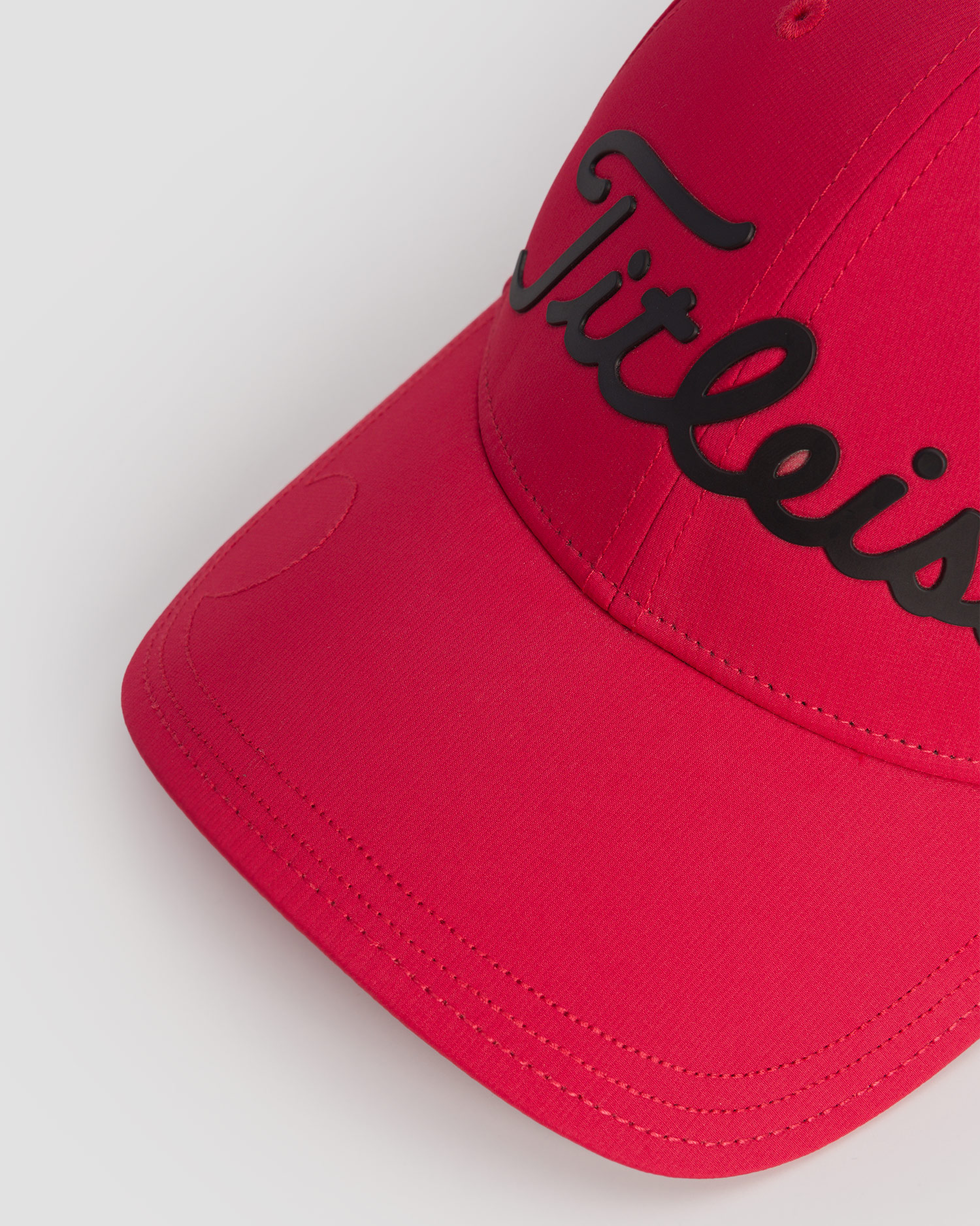 Czerwona czapka z daszkiem Titleist Players Performance Ball Marker