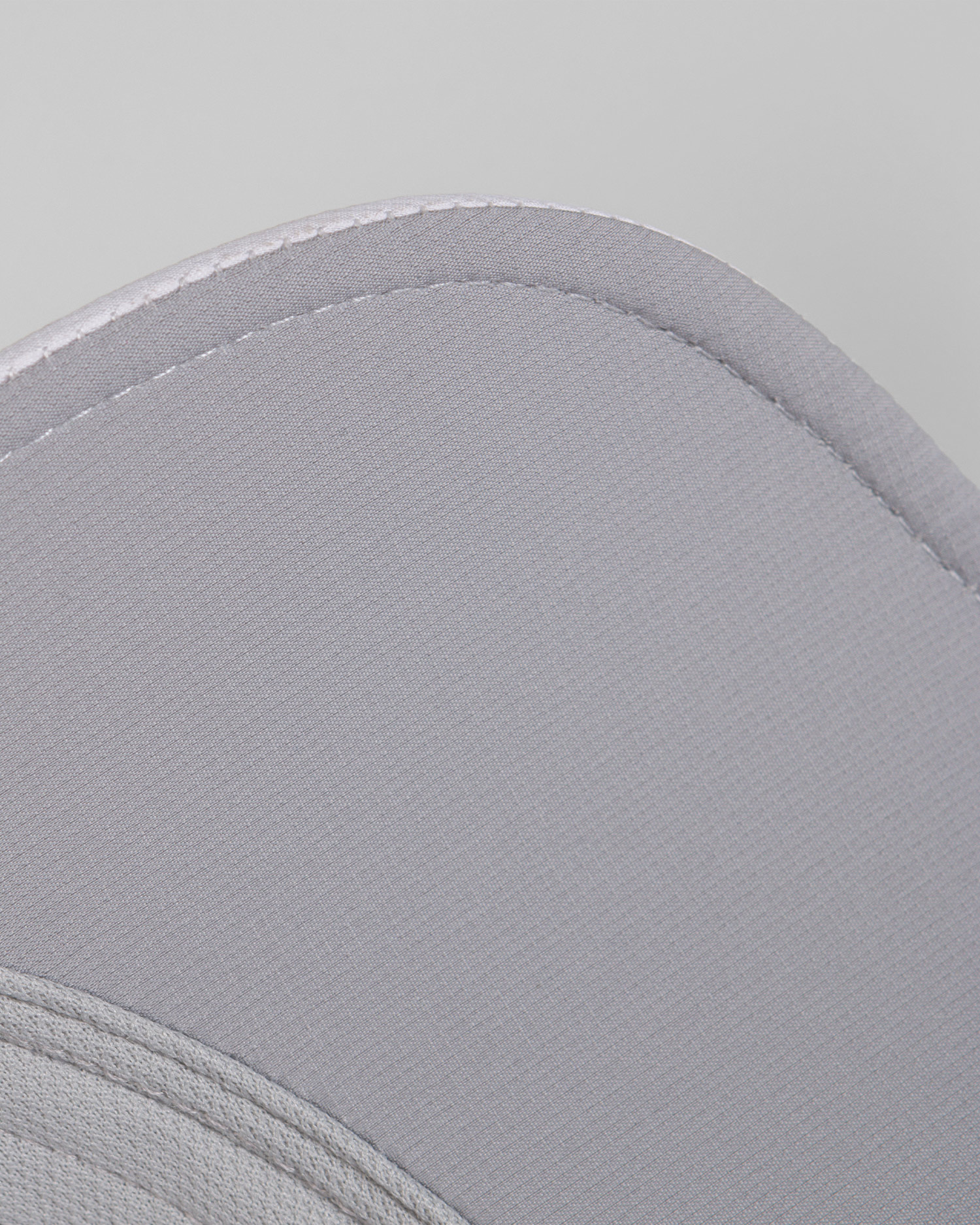 Biała czapka uz daszkiem Titleist Players Performance Ball Marker