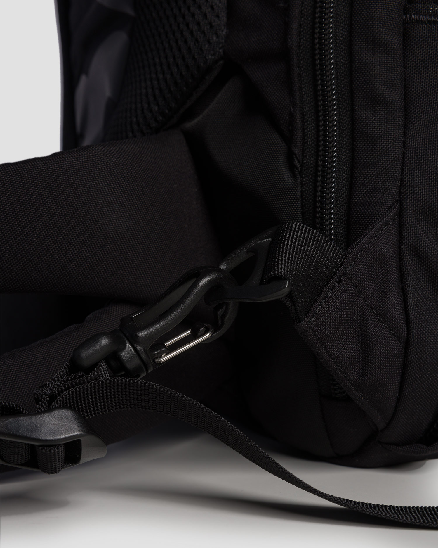 Zaino nero Bach Travelstar 40