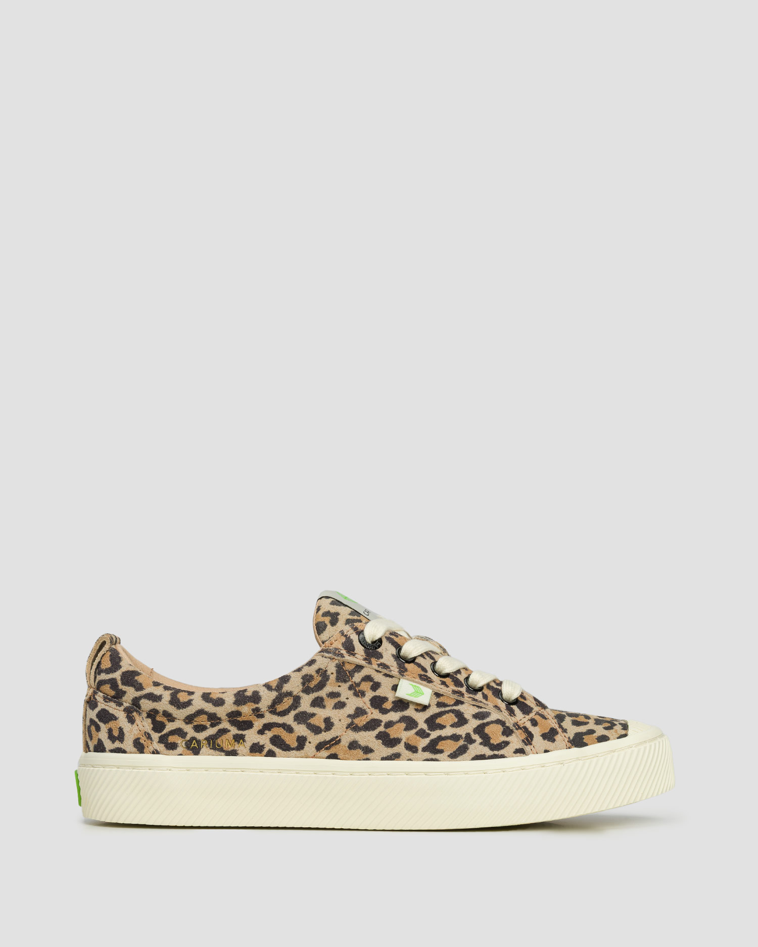 Adidași din piele de căprioară pentru femei Cariuma OCA Low Leopard Print Suede