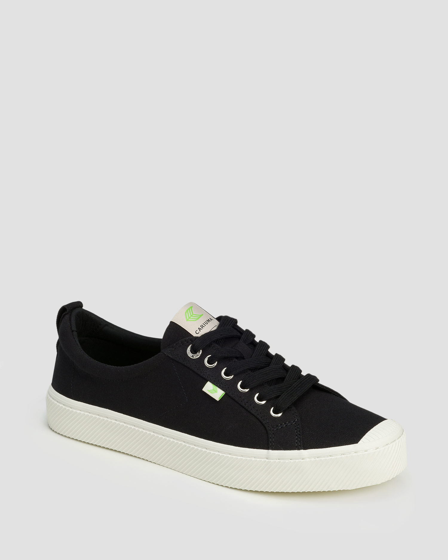 Pánske tenisky Cariuma OCA Low Black Canvas