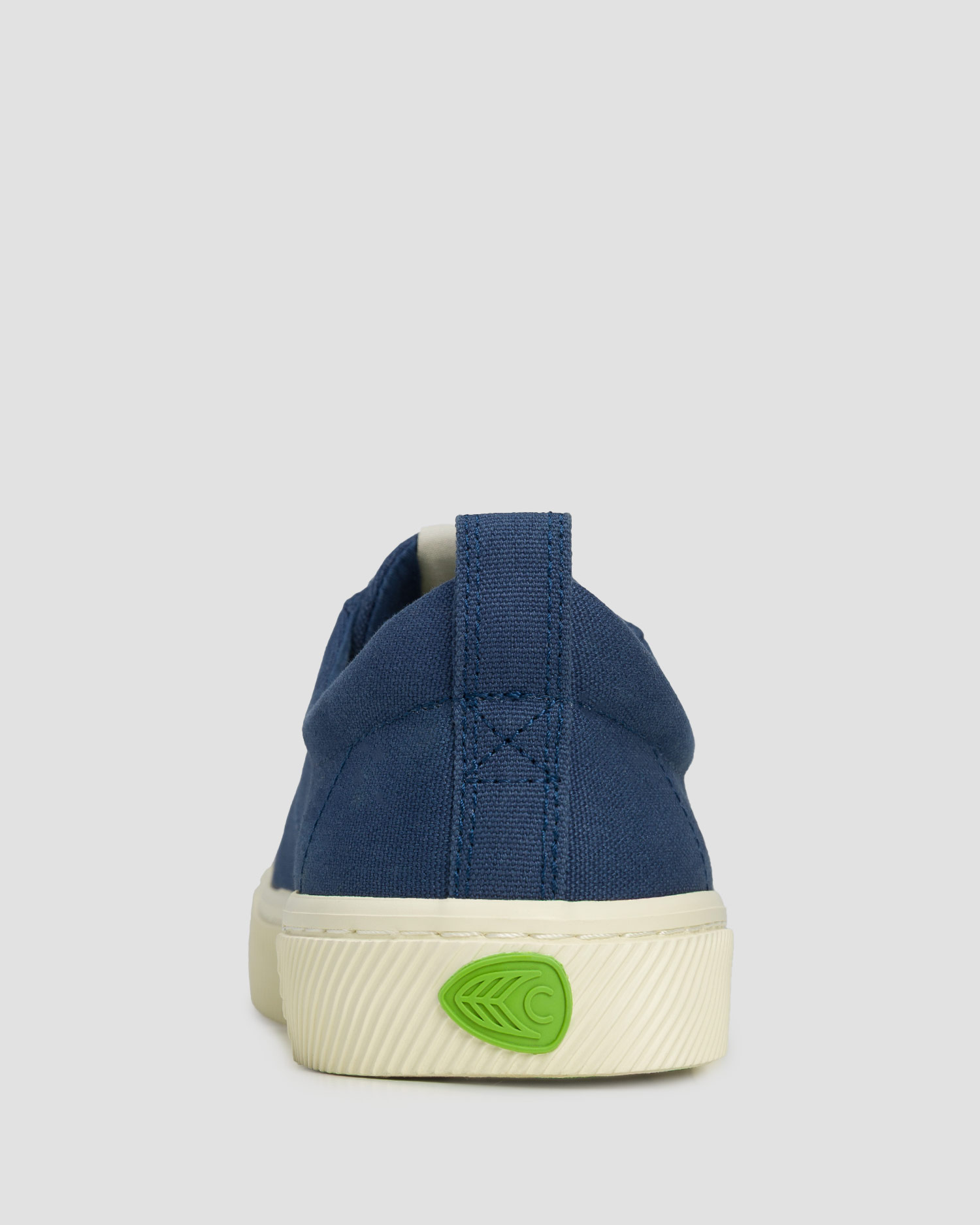 Scarpe da ginnastica Cariuma OCA Low Shadow Blue Canvas Unisex