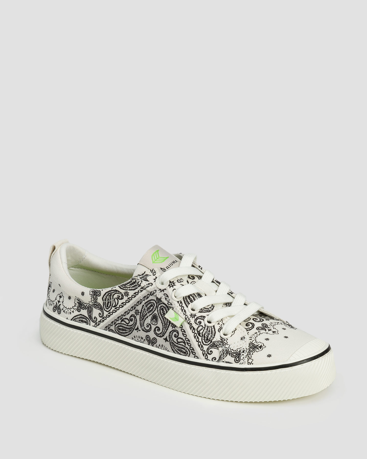 Dámske tenisky Cariuma OCA Low Off-White Bandana Canvas