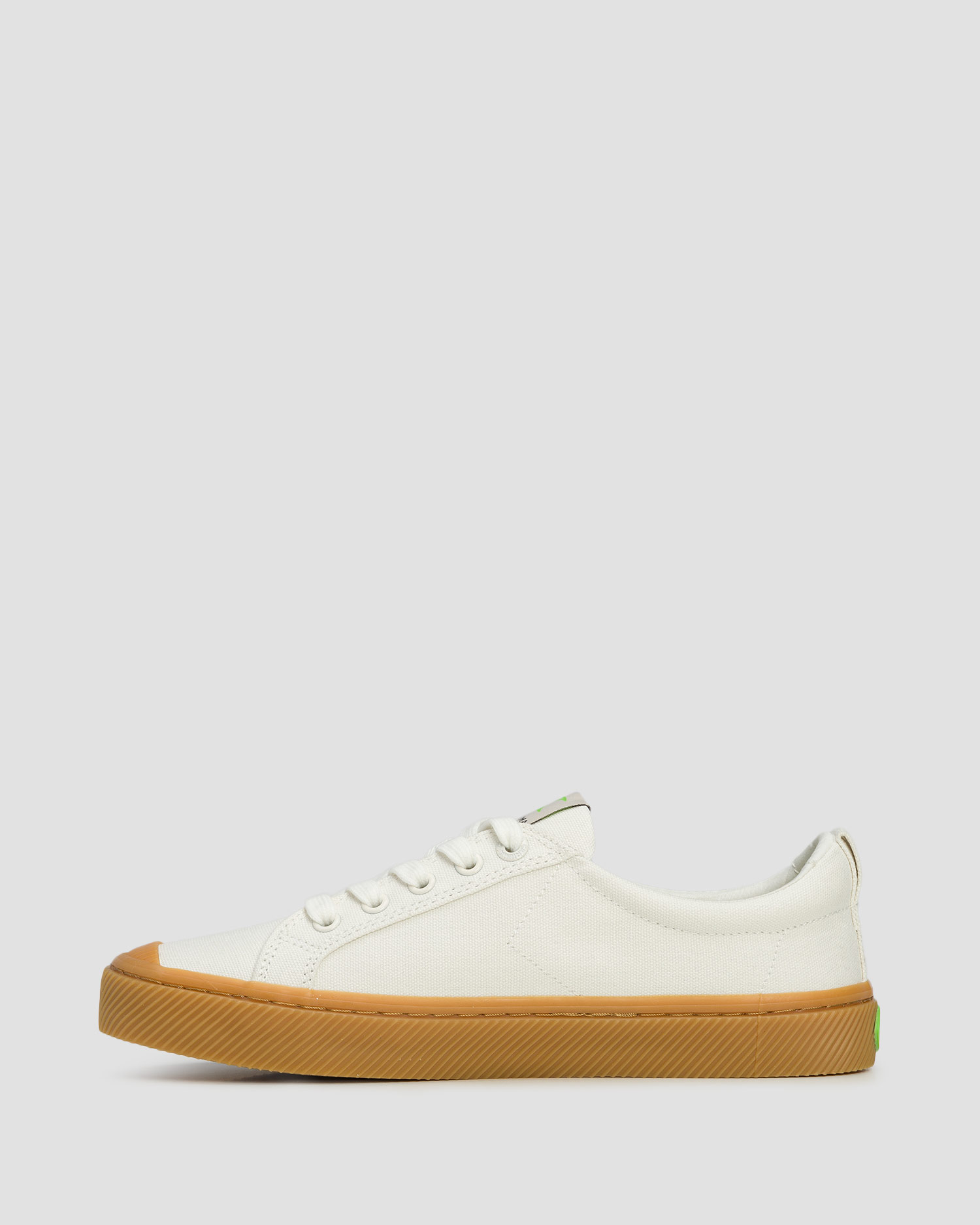Teniși Cariuma OCA Low Gum Off-White Canvas
