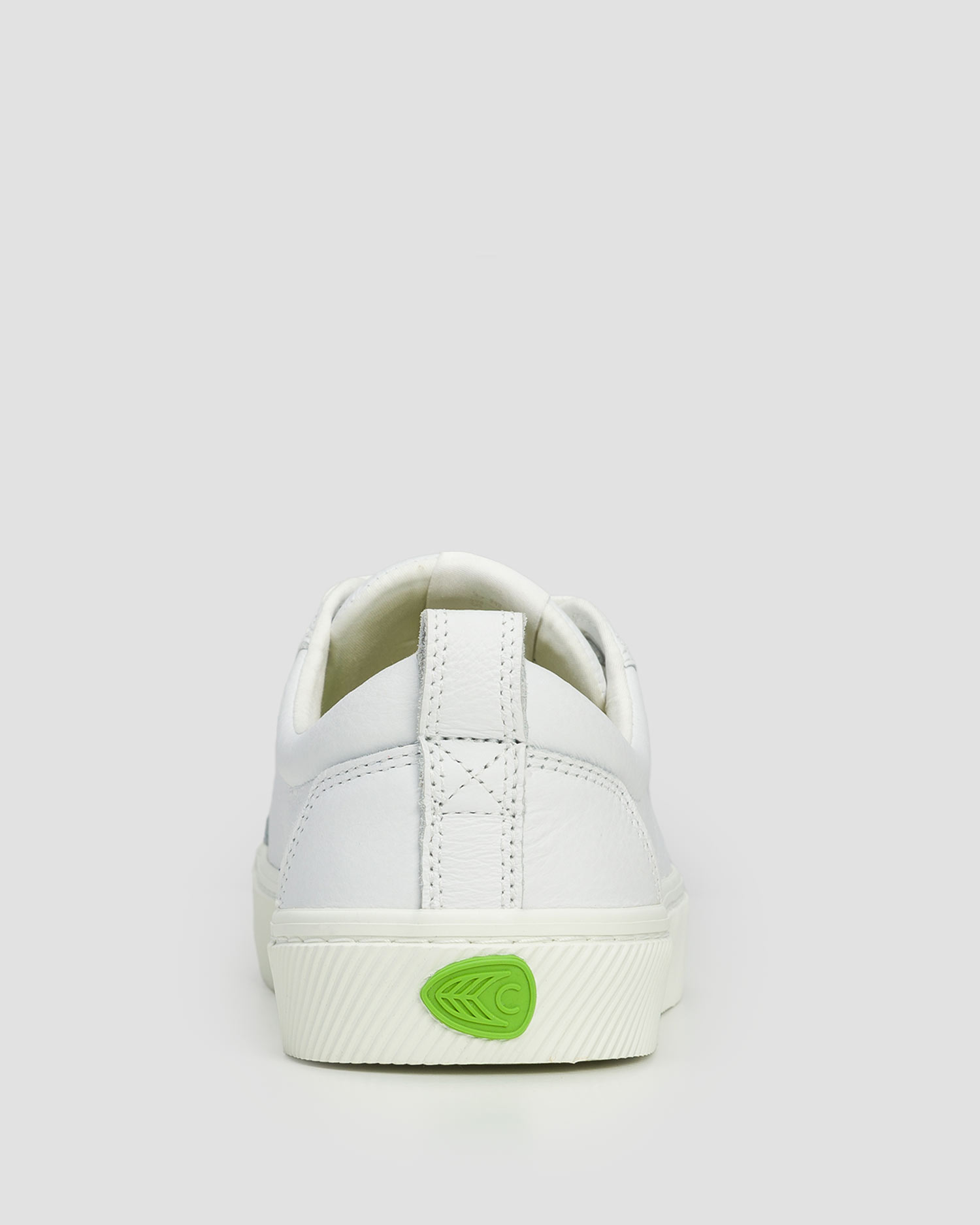 Adidași din piele Cariuma OCA Low White Premium Leather Unisex