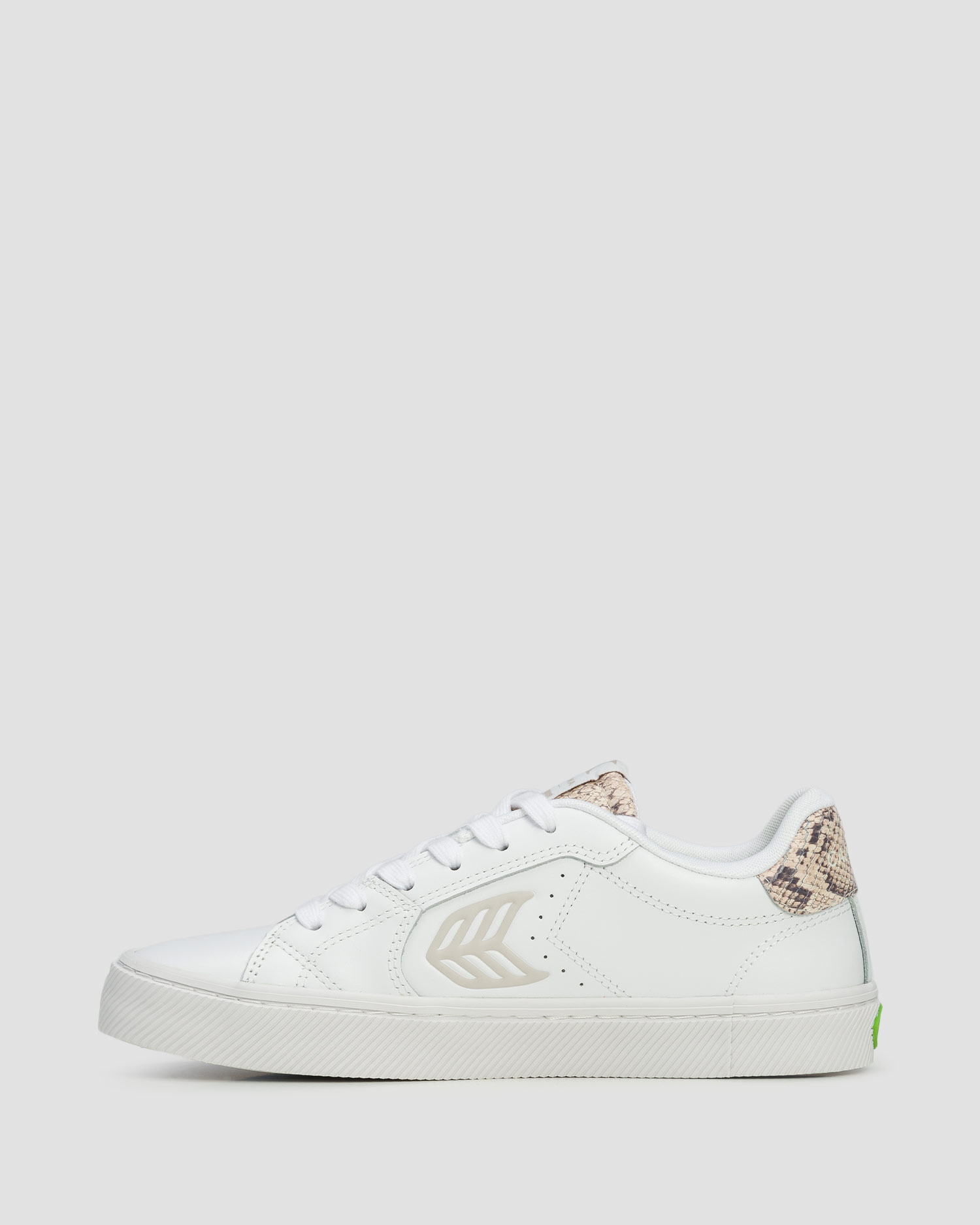 Adidași din piele pentru femei Cariuma Salvas White Leather Snake Skin