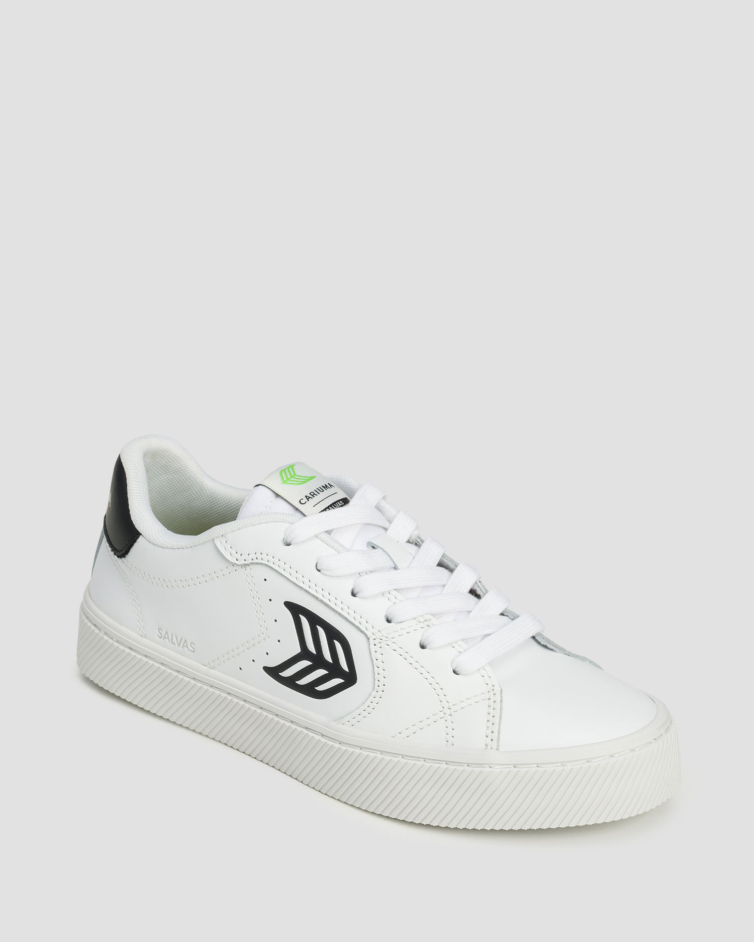 Sneakers Cariuma Salvas White Leather Black Logo Unisex