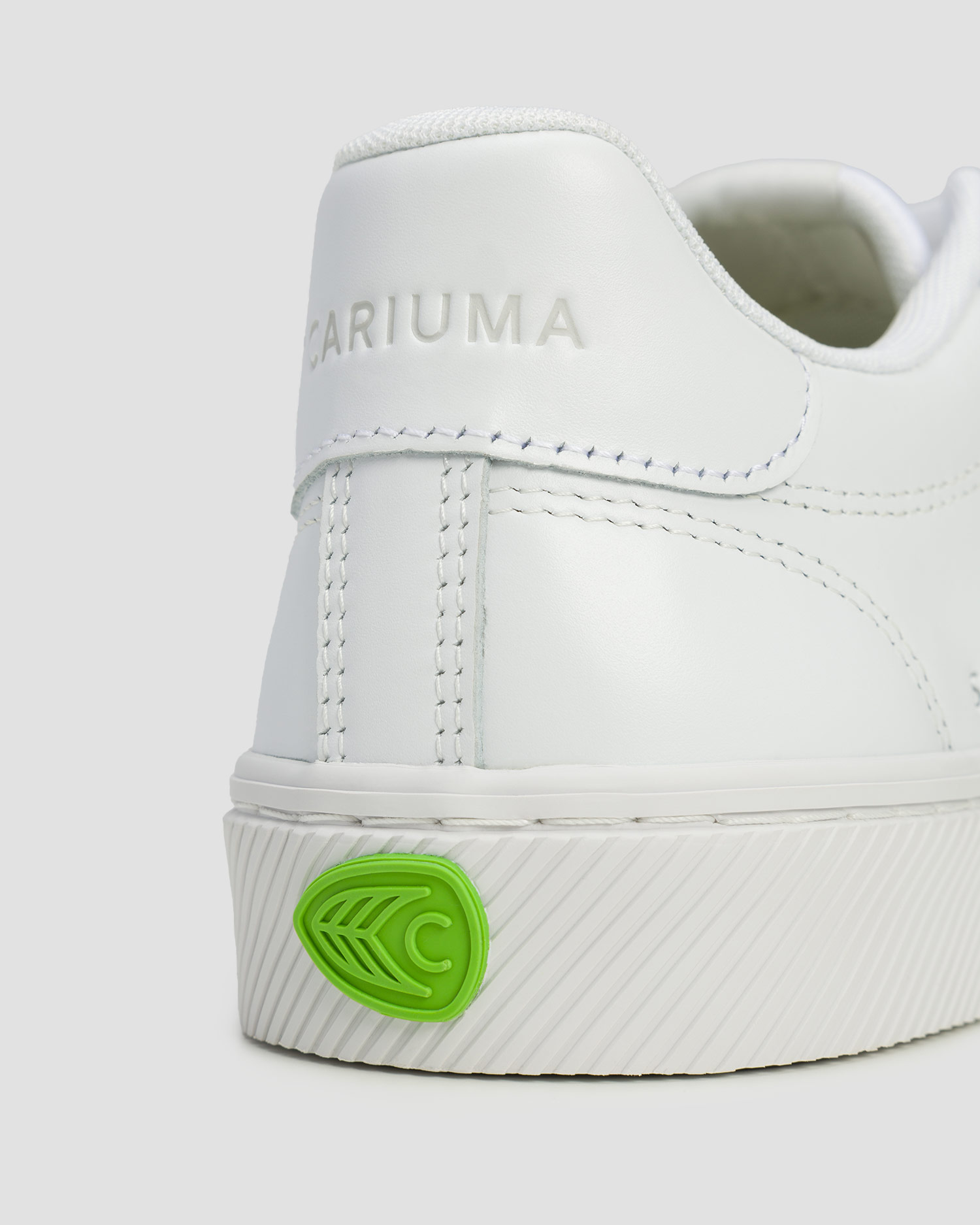 Adidași din piele Cariuma Salvas White Leather Unisex