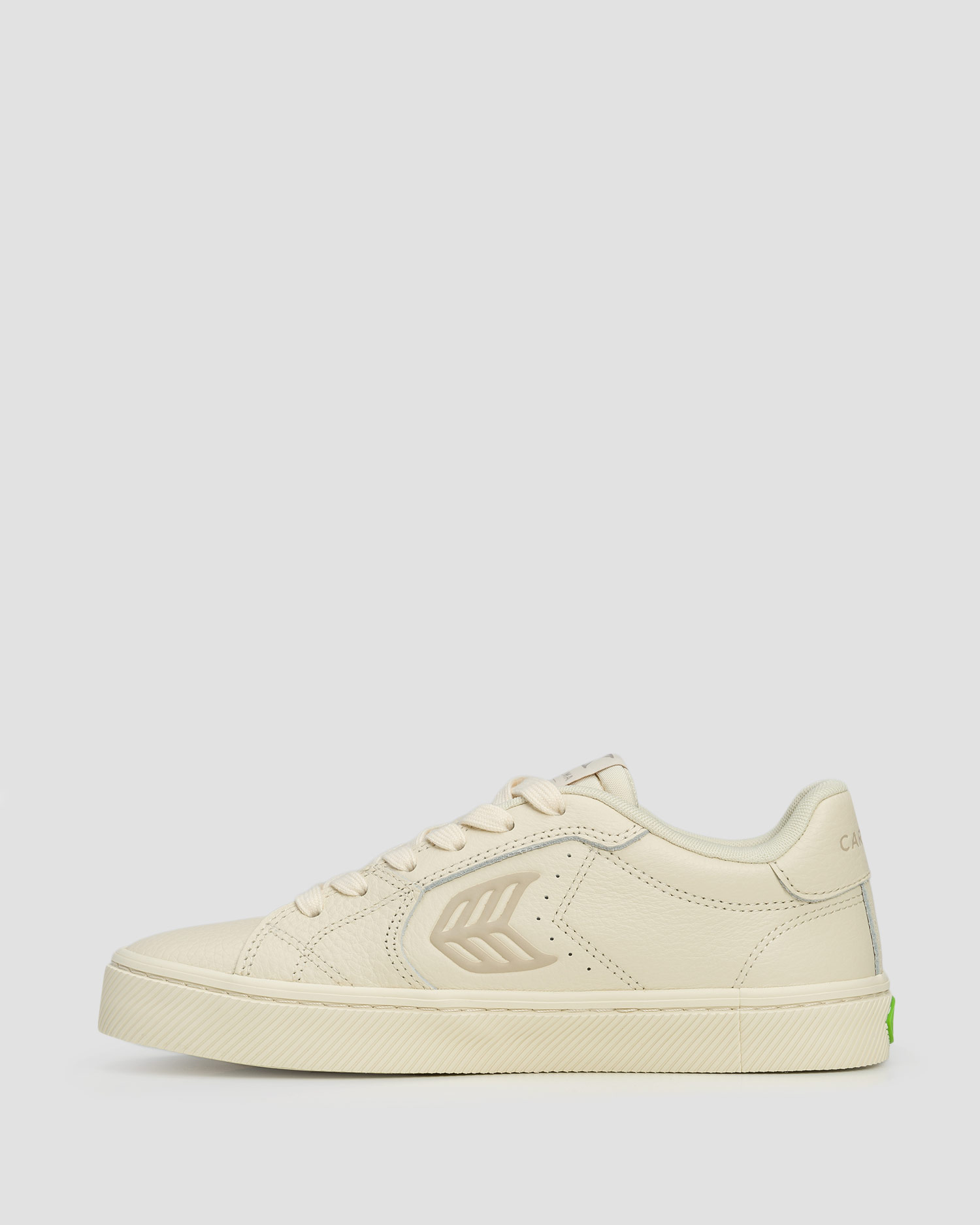 Adidași din piele pentru femei Cariuma Salvas All Almond Milk Premium Leather