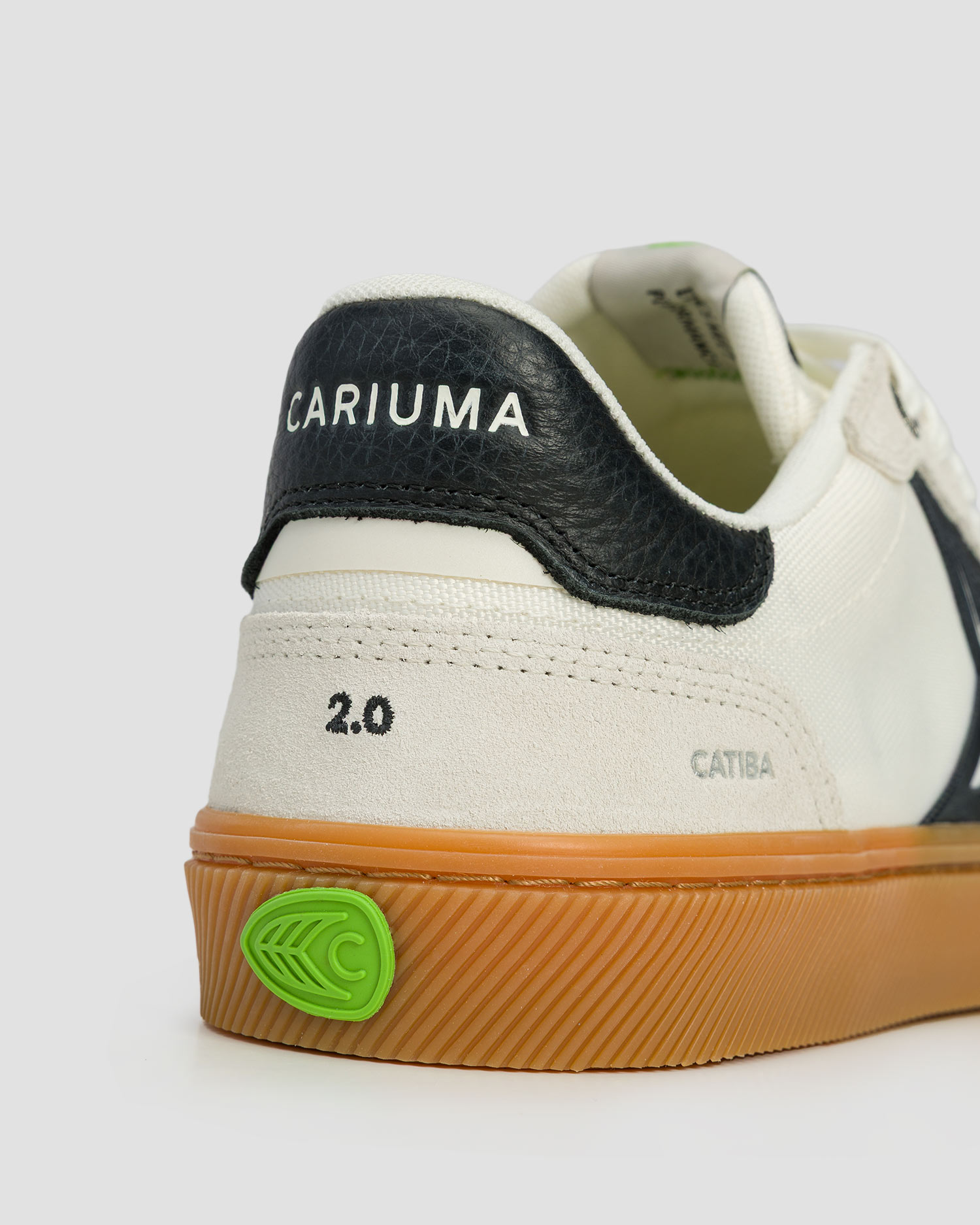 Sneakers in camoscio da uomo Cariuma Catiba Pro 2.0 