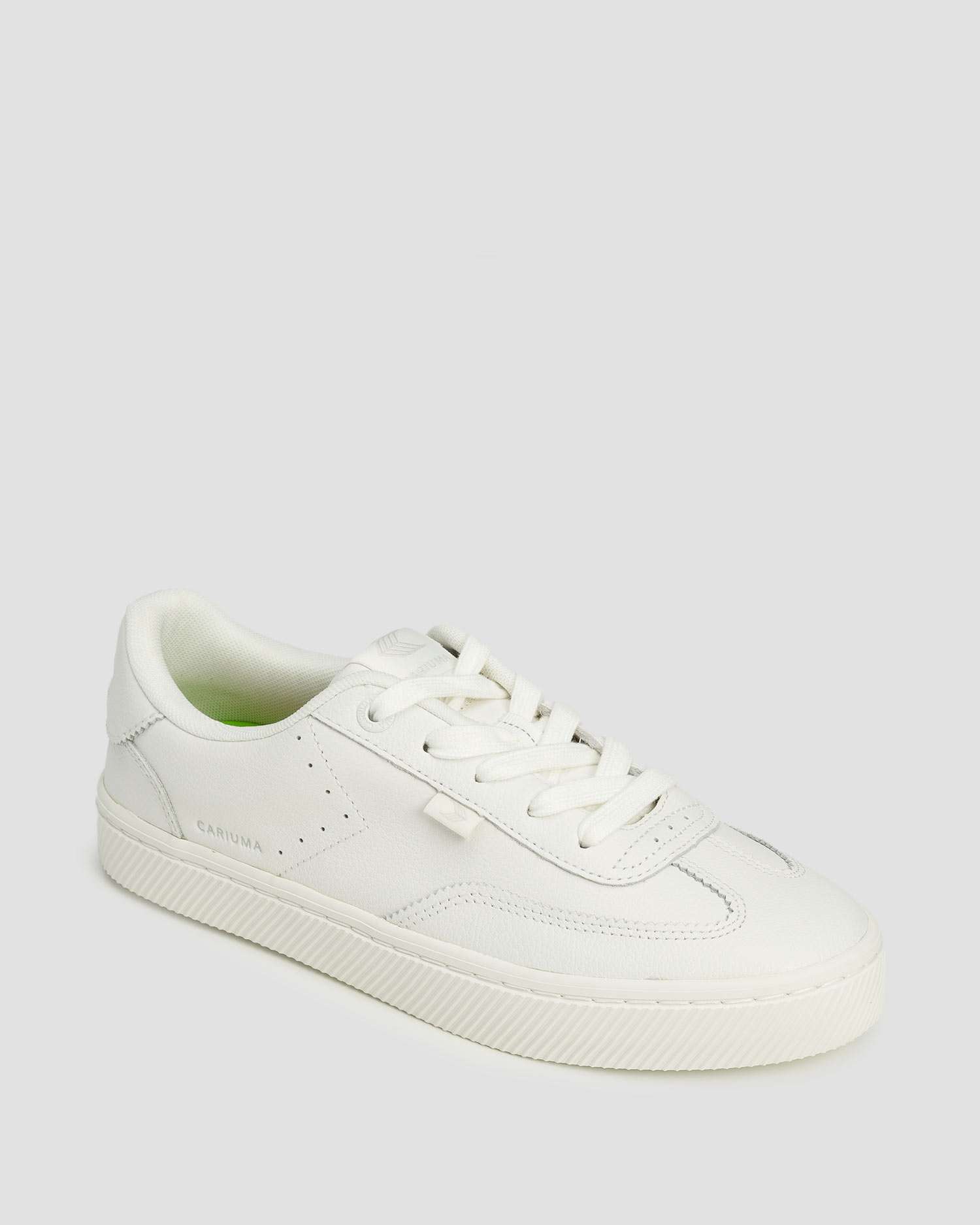 Kožené sportovní boty Cariuma TOCA Soft Grain Leather White