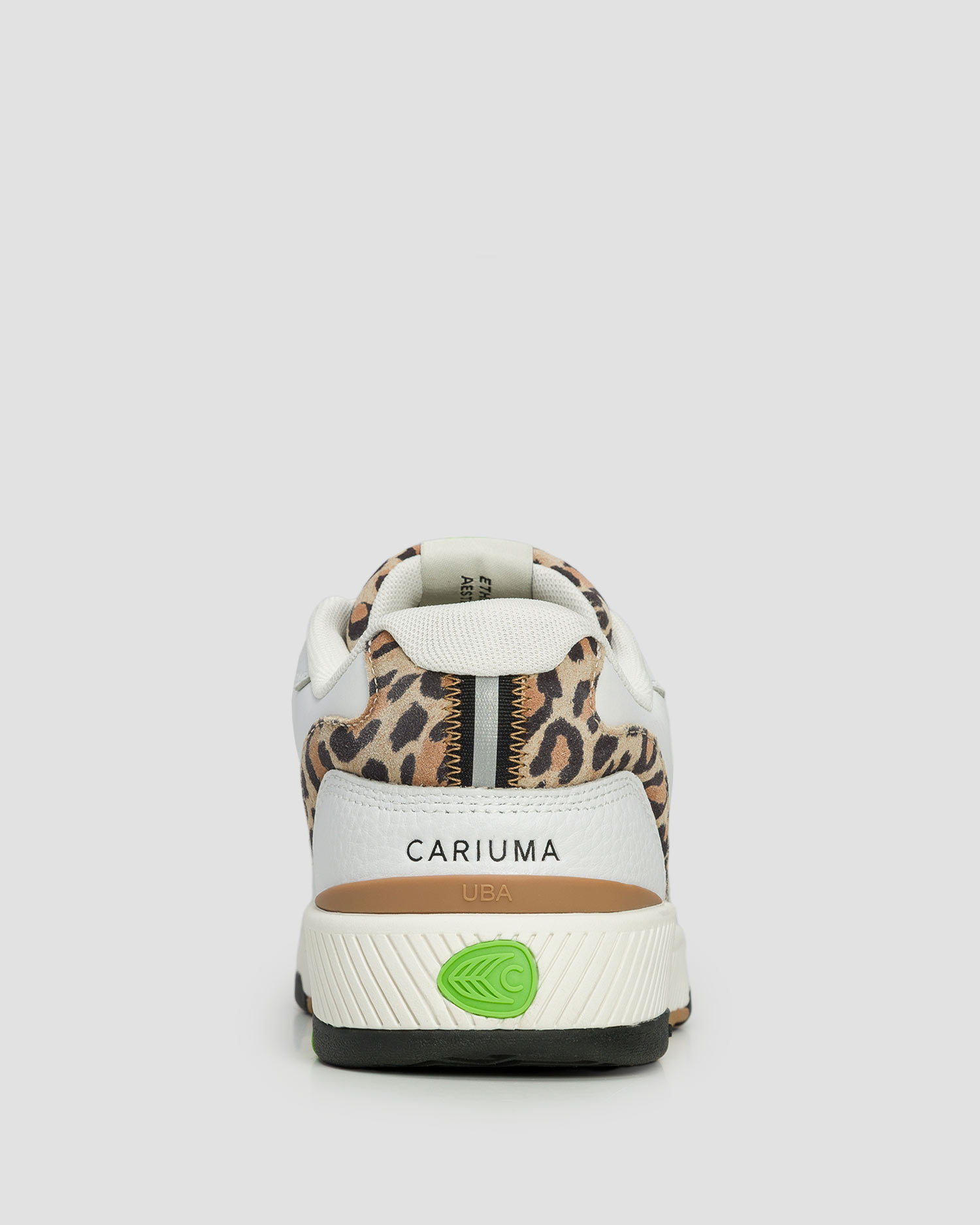 Sneakersy damskie skórzane Cariuma Uba White Leather Leopard Print Suede Black