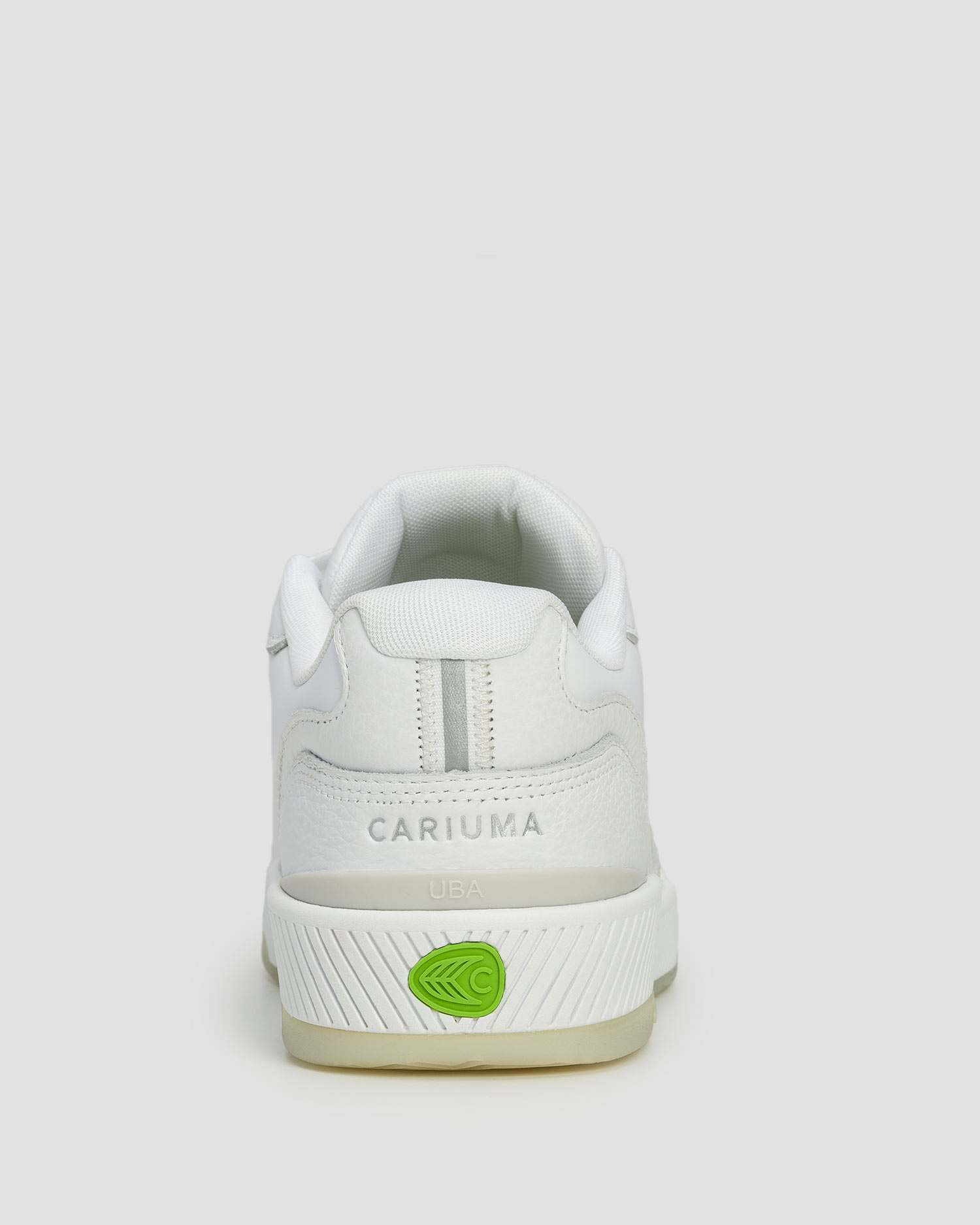 Sneakers Cariuma Uba White Leather Ice Logo Unisex