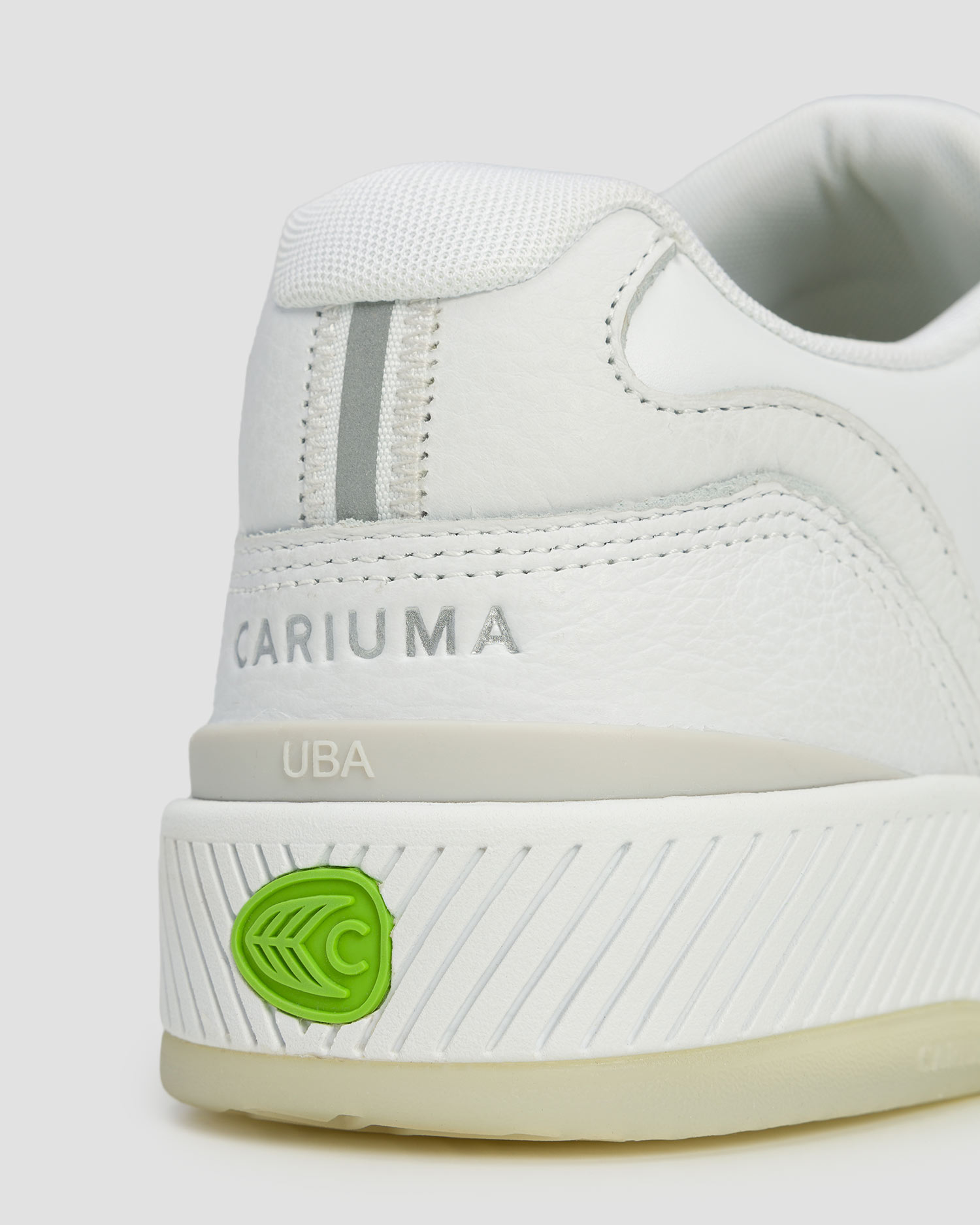 Sneakersy Cariuma Uba White Leather Ice Logo Unisex