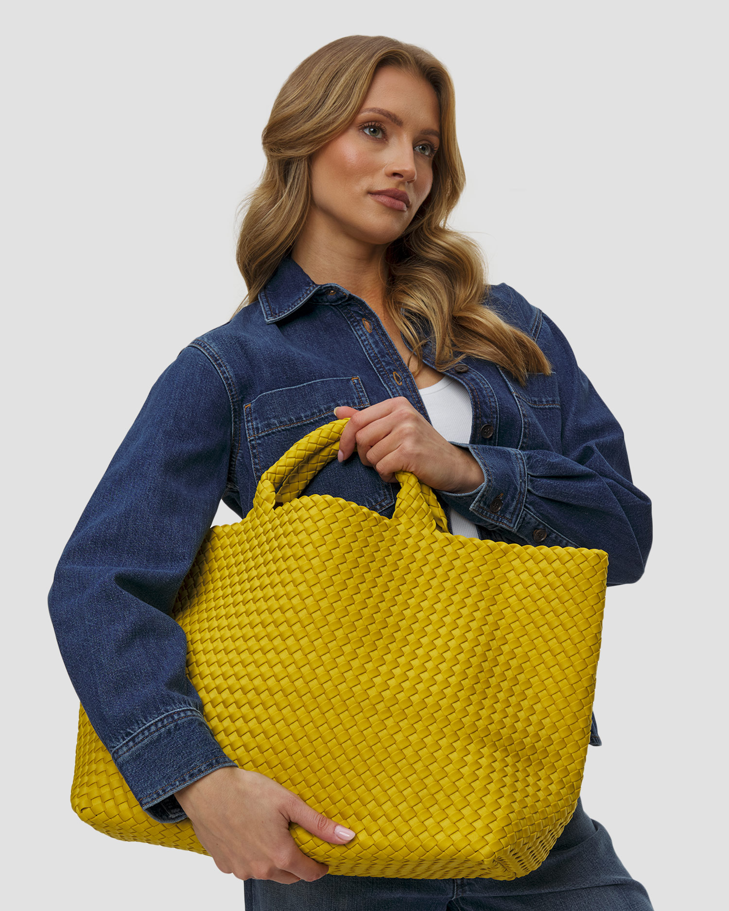 Naghedi St Barths Large Tote Handgewebte Tasche in Gelb