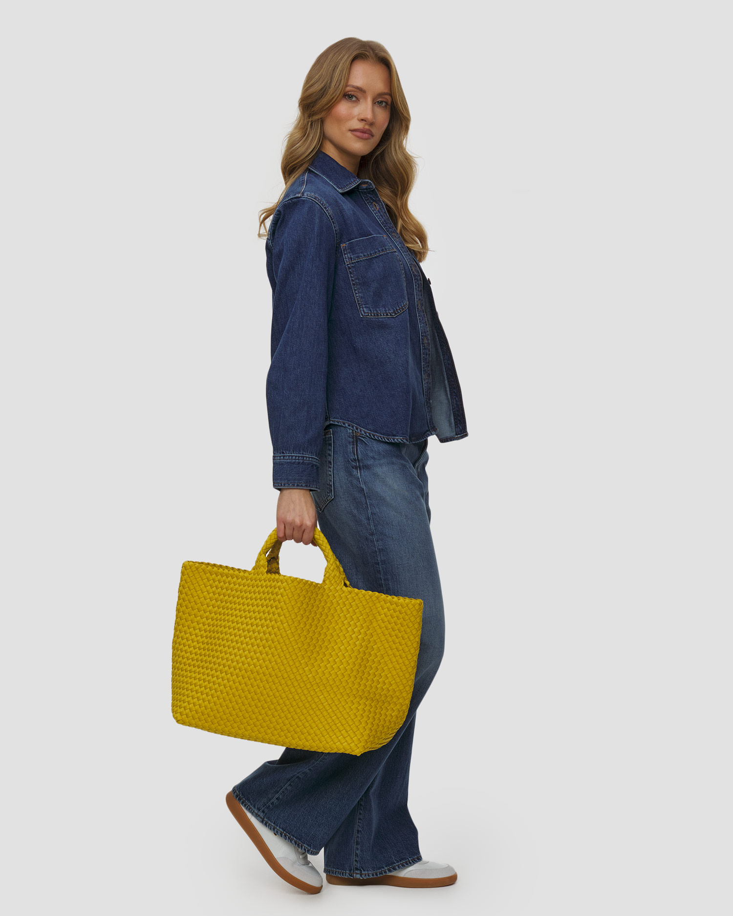 Naghedi St Barths Large Tote Handgewebte Tasche in Gelb