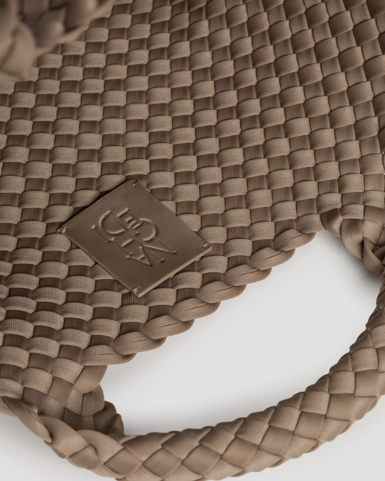 Ručne pletená dámska kabelka Naghedi St Barths Small Tote