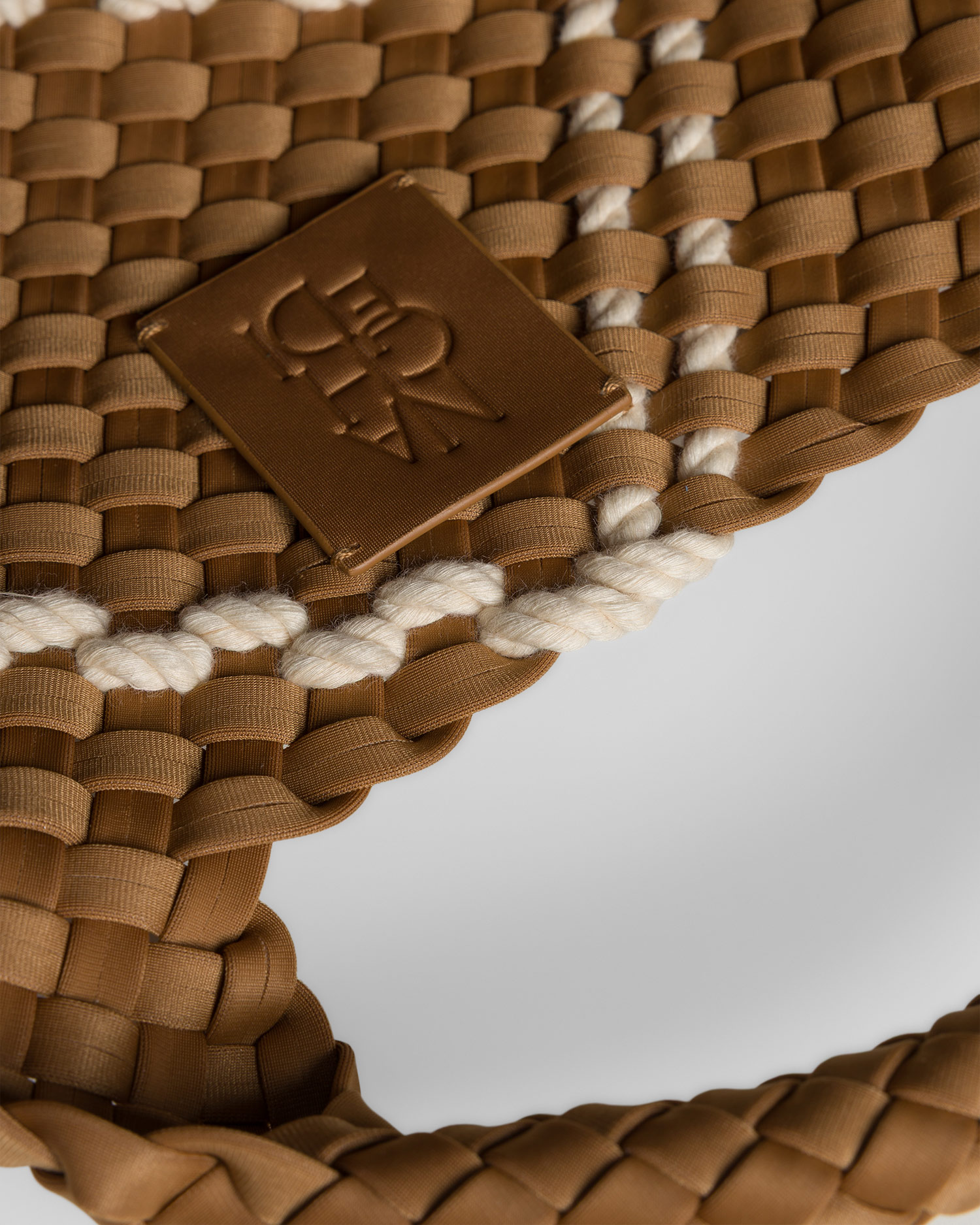 Borsa intrecciata a mano da donna Naghedi St Barths Small Tote