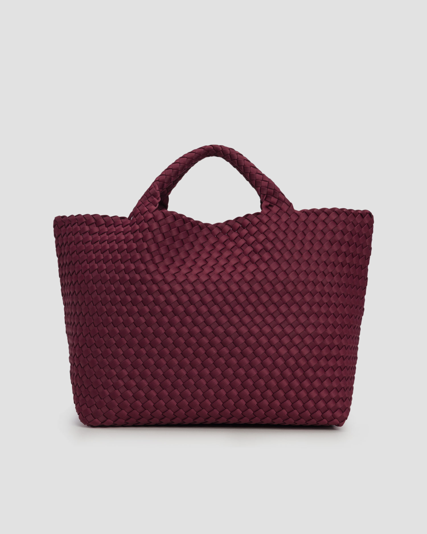 Naghedi St Barths Medium Tote Handgeflochtene Handtasche in Bordeaux