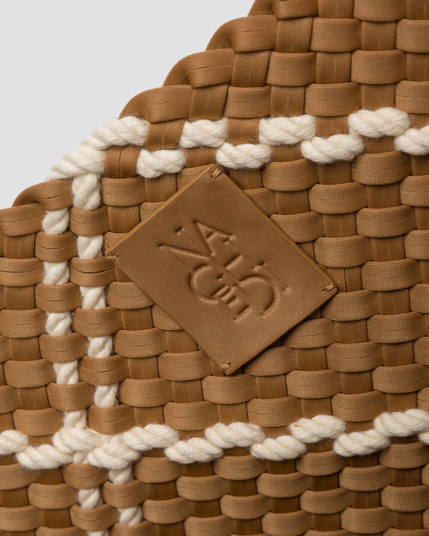 Borsa intrecciata a mano da donna Naghedi St Barths Medium Tote